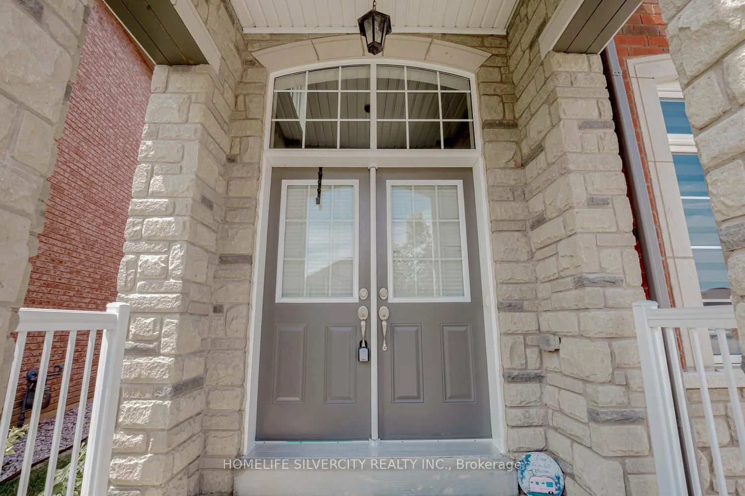 122 Squire Ellis Drive