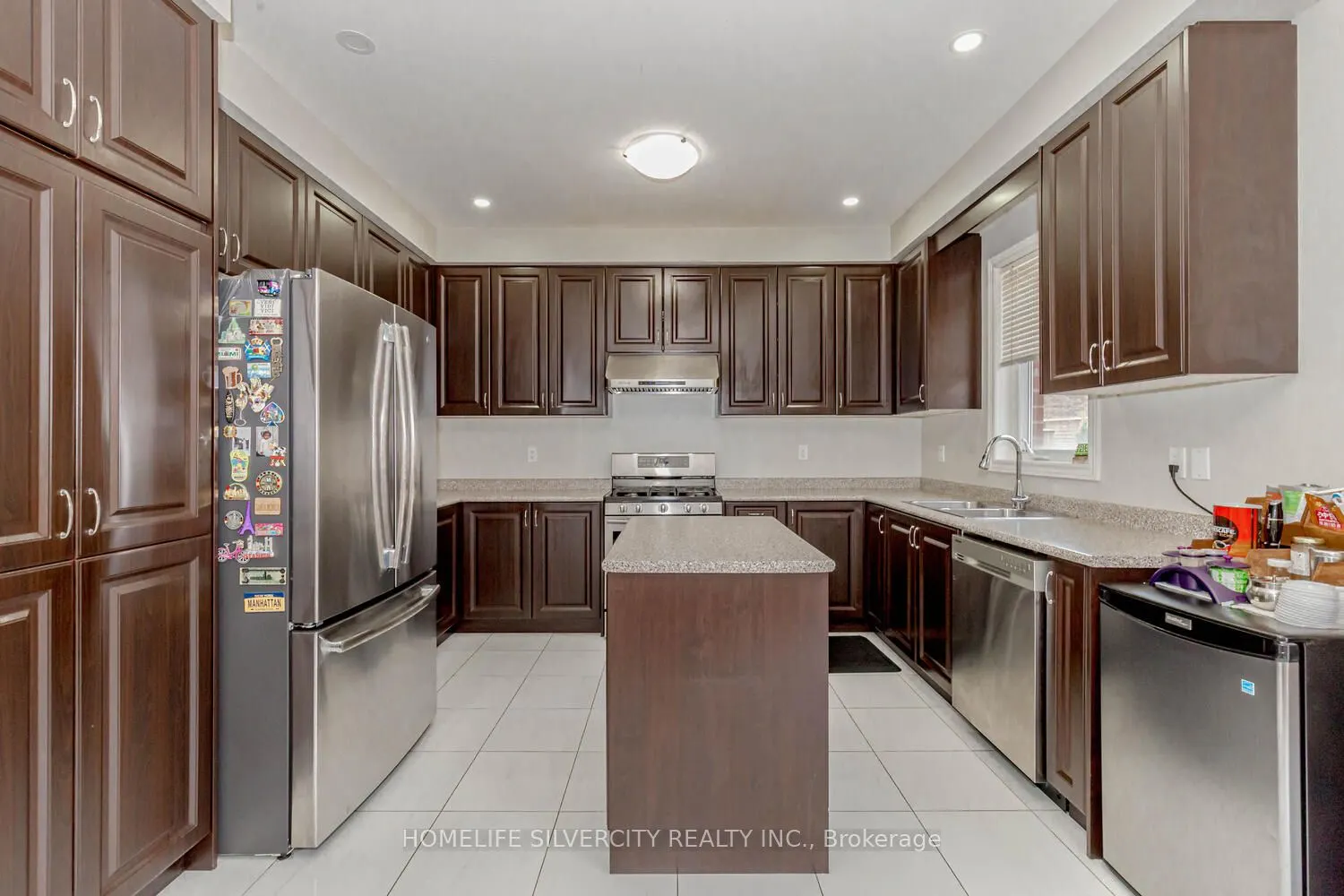 122 Squire Ellis Drive