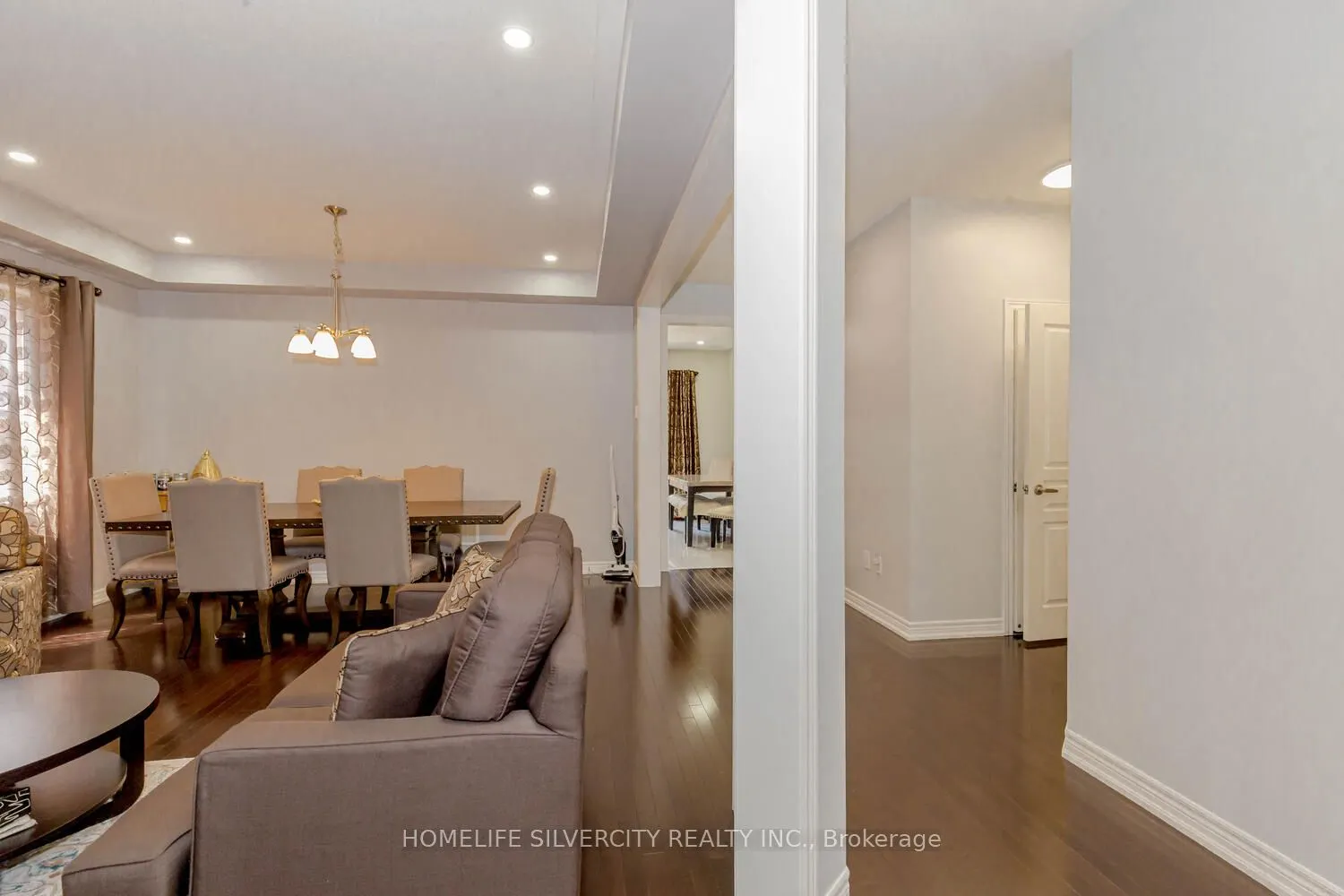 122 Squire Ellis Drive