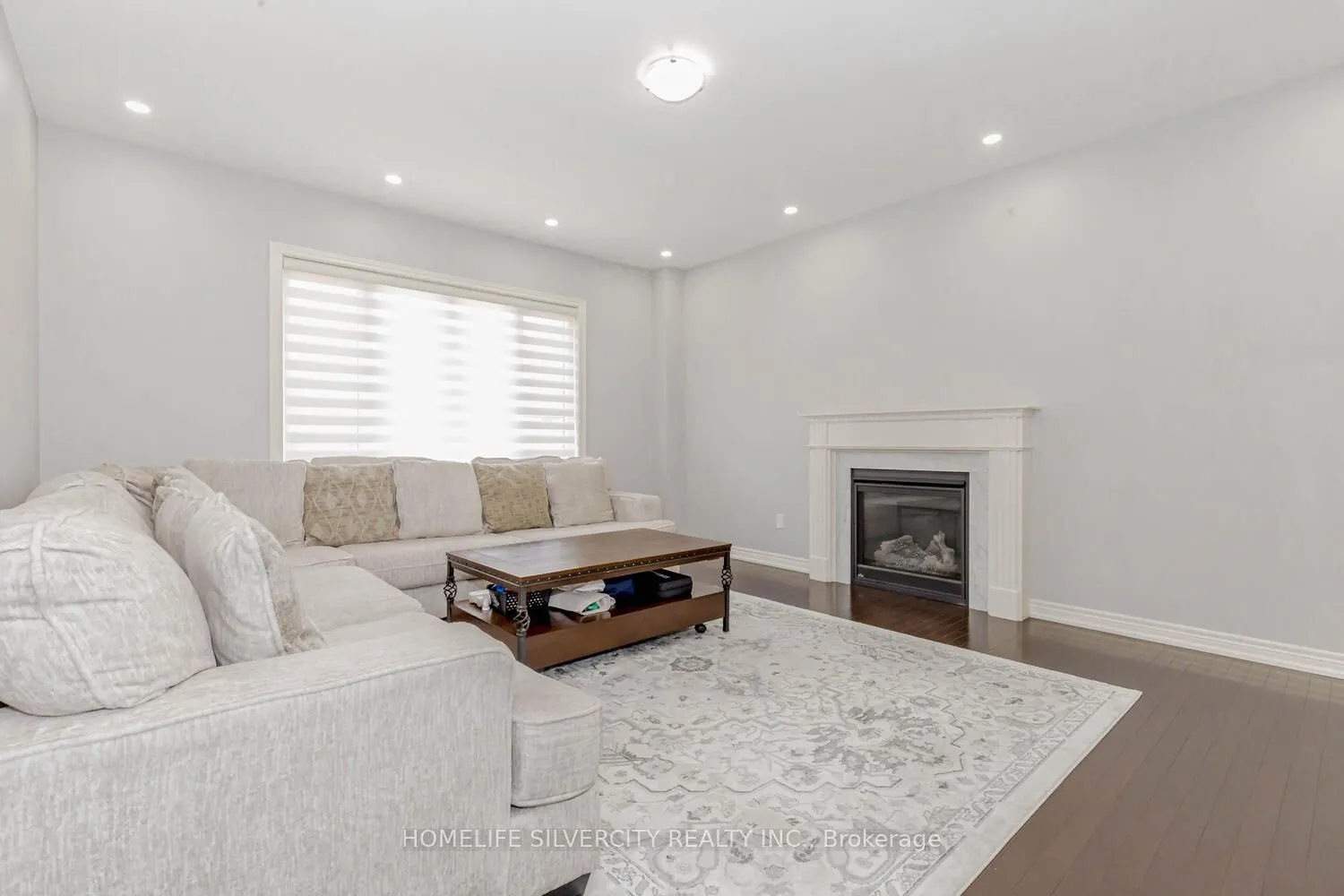 122 Squire Ellis Drive