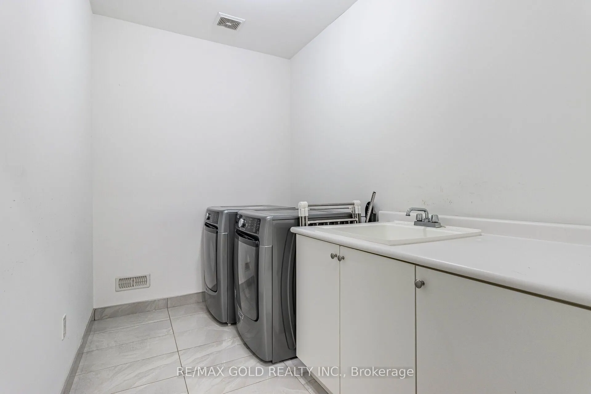 28 Cloverhaven Road