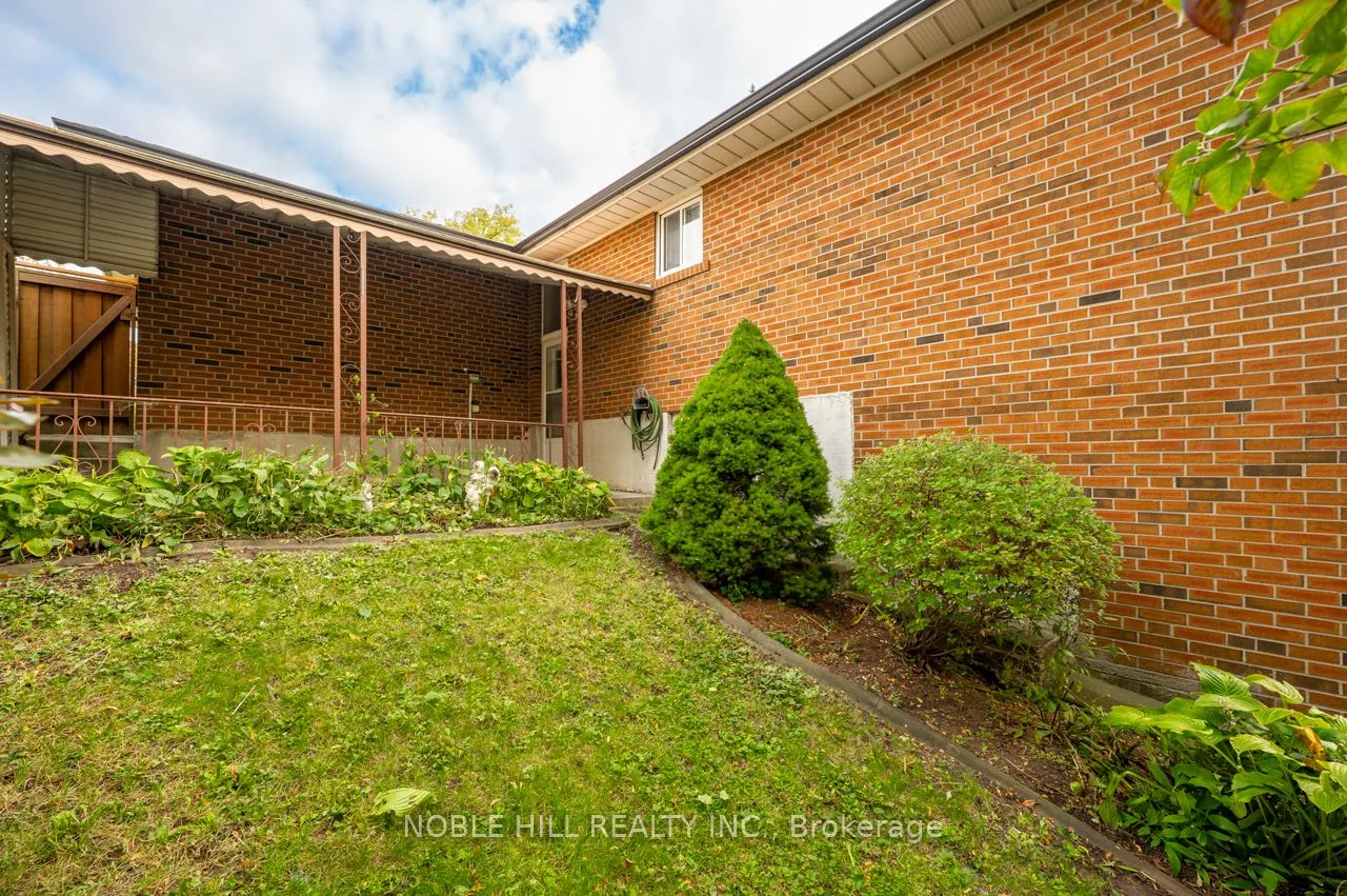 26 Canerouth Drive