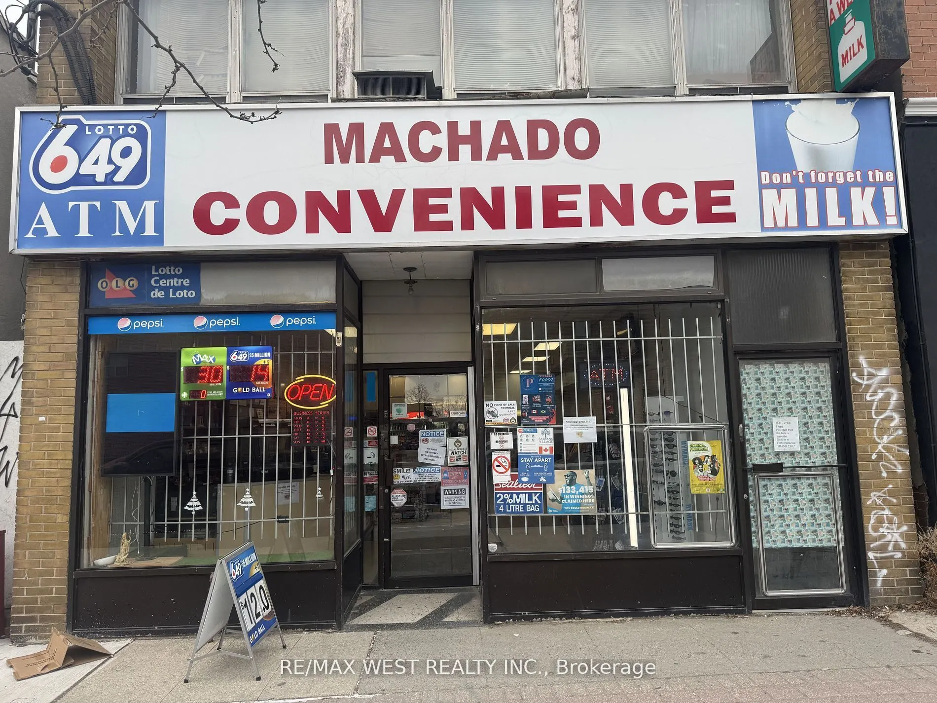 1990 Eglinton Avenue W