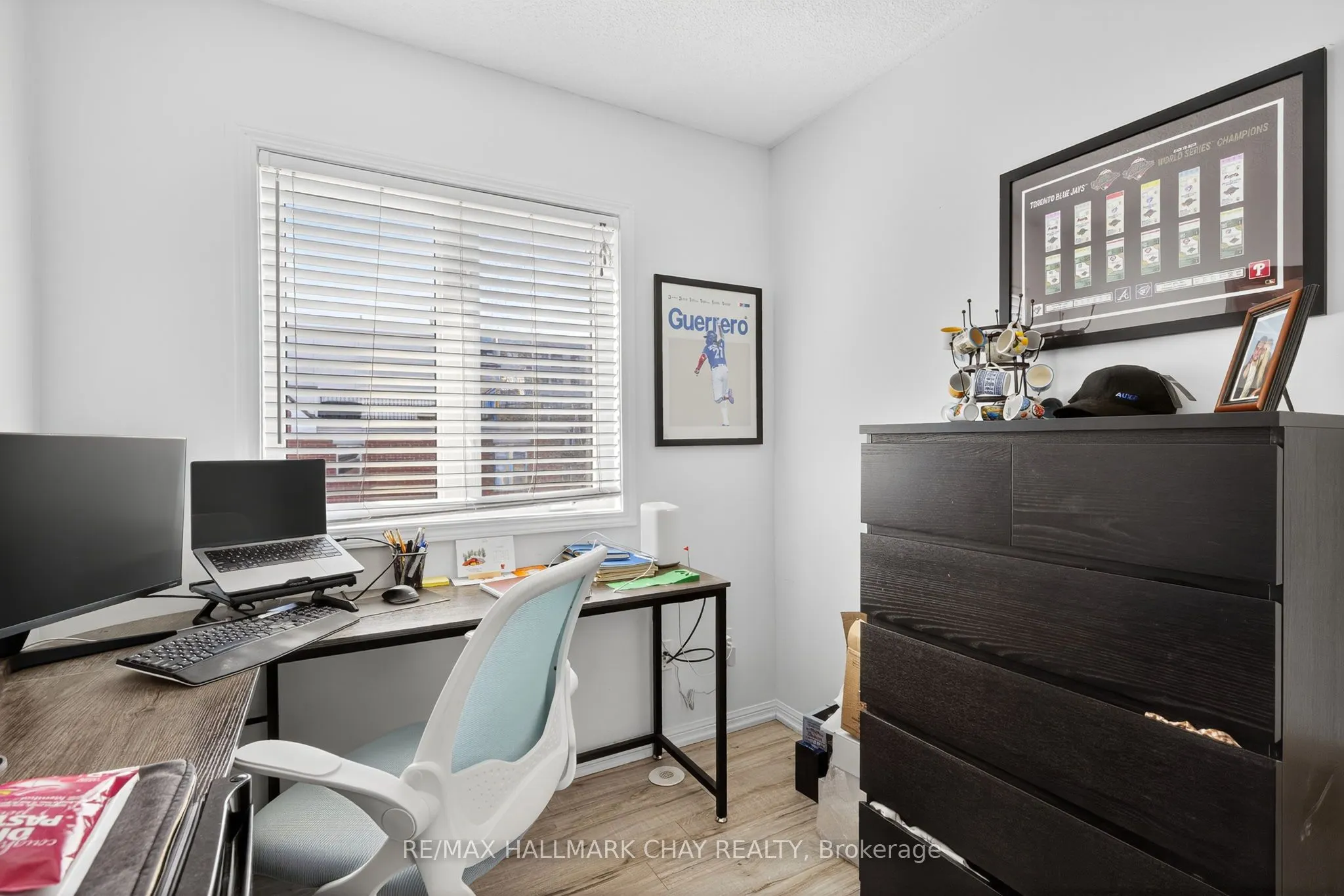 15 Laidlaw Street, #606