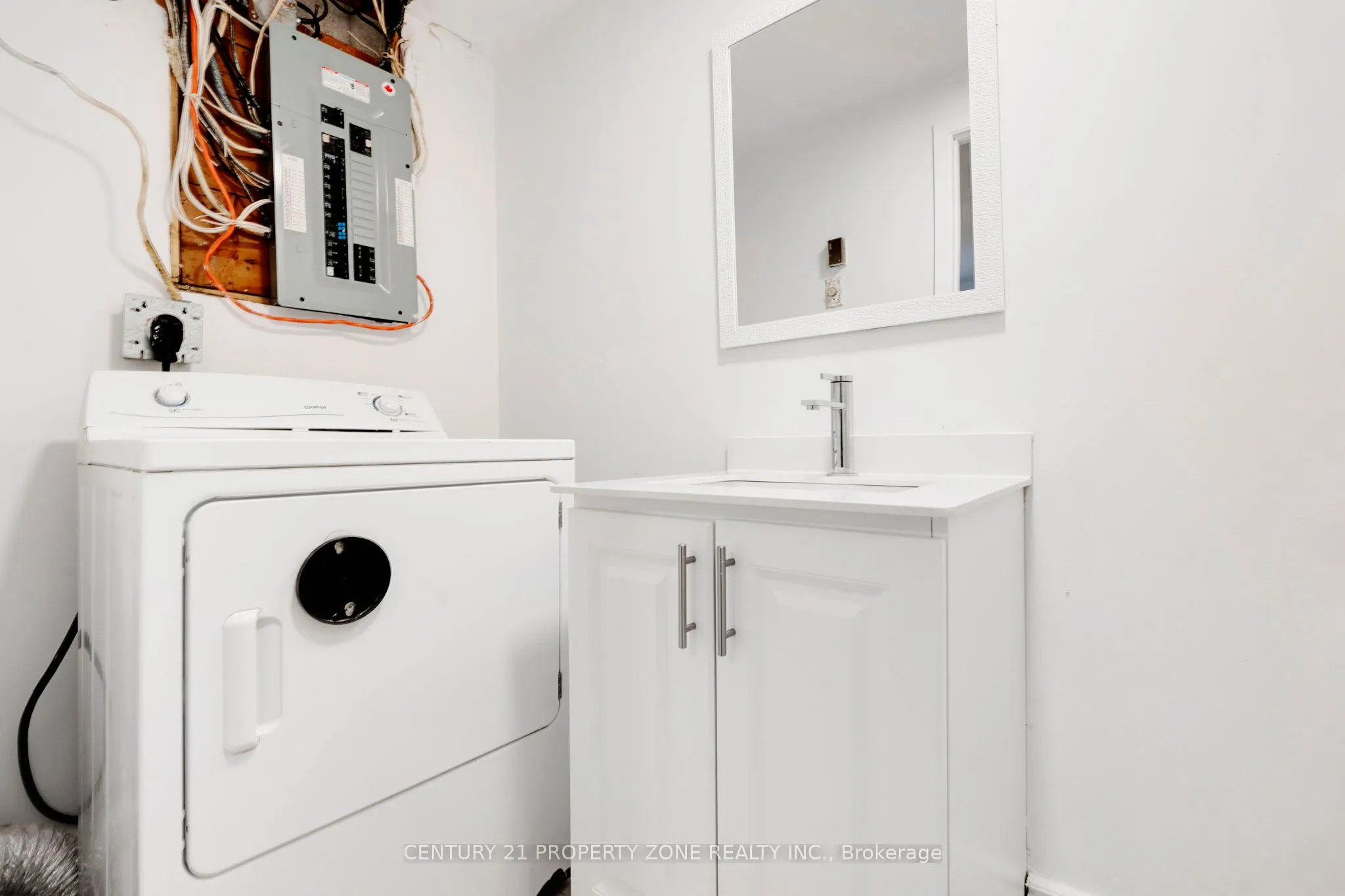 3387 Kelowna Court