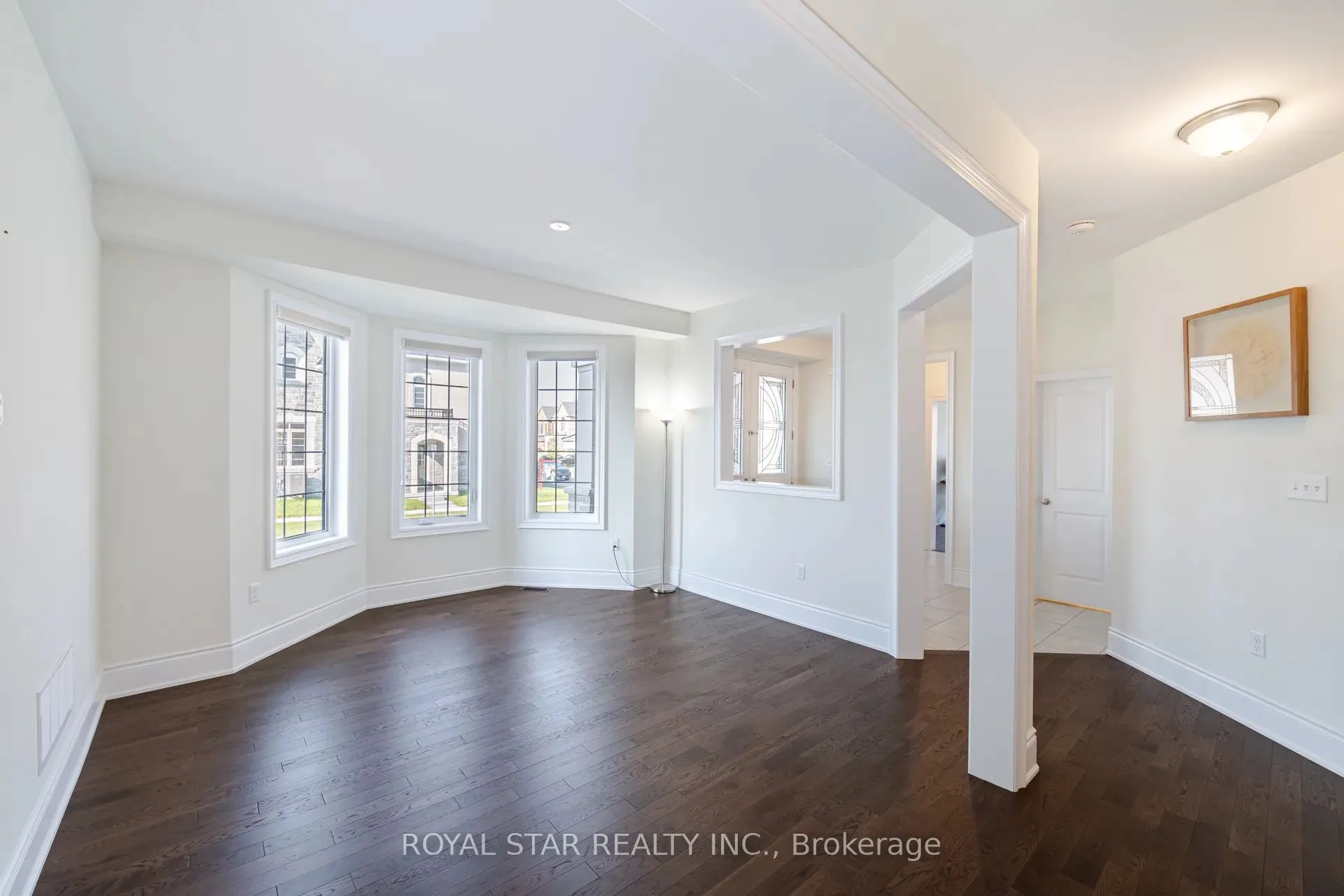 1 Bushwood Trail, #Upper