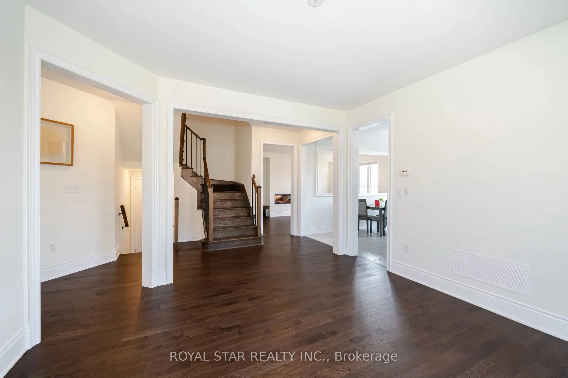 1 Bushwood Trail, #Upper
