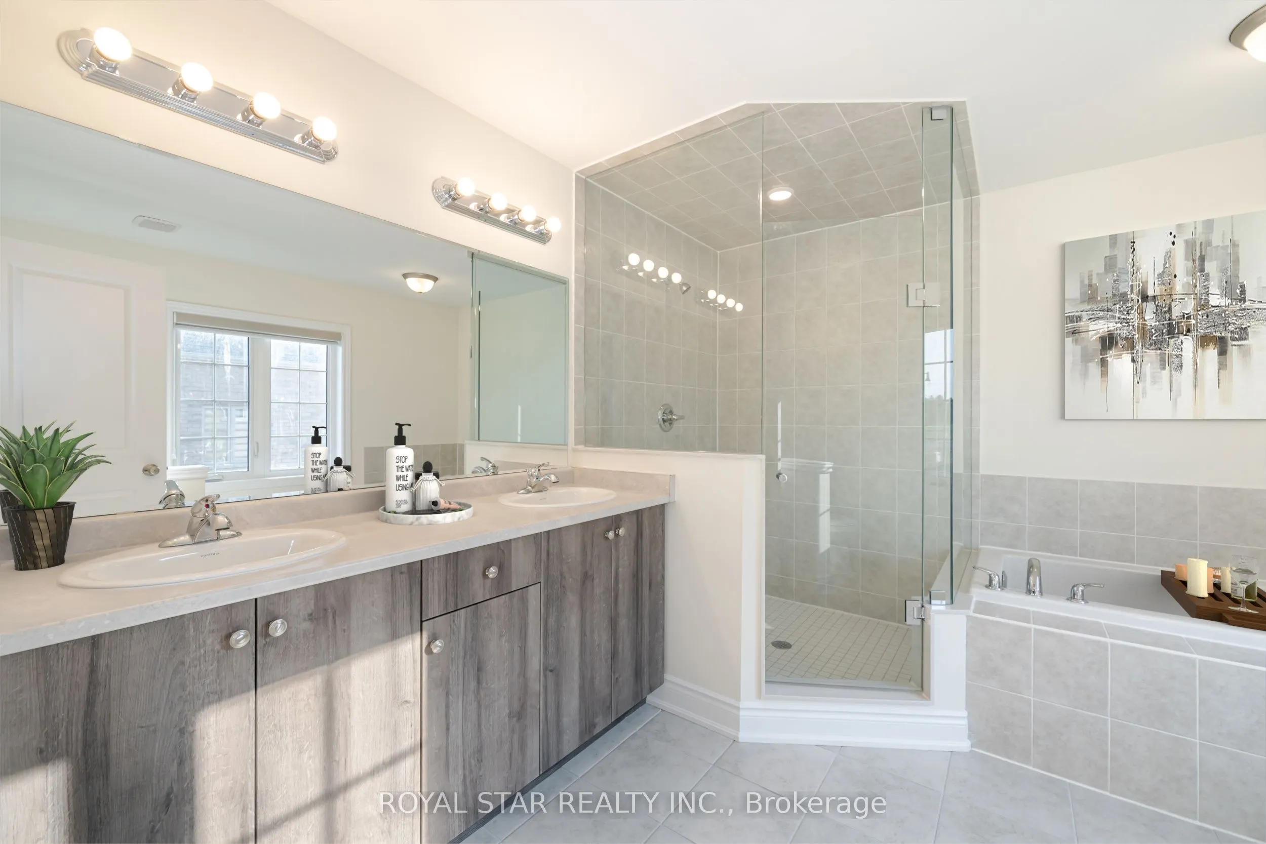 1 Bushwood Trail, #Upper