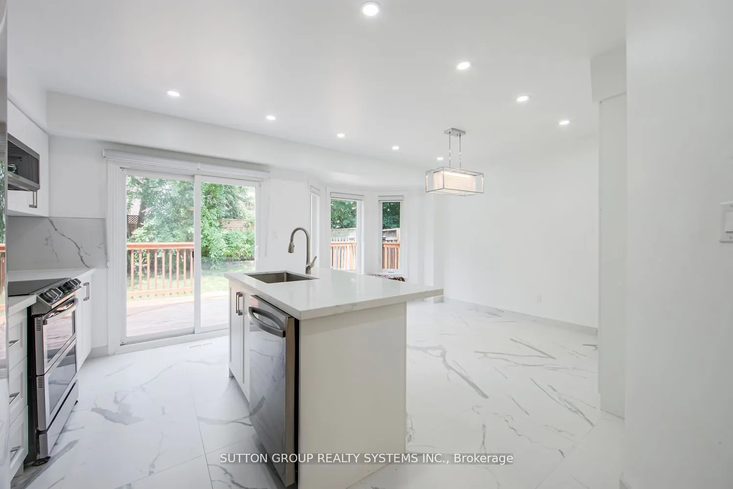 2029 Westmount Drive