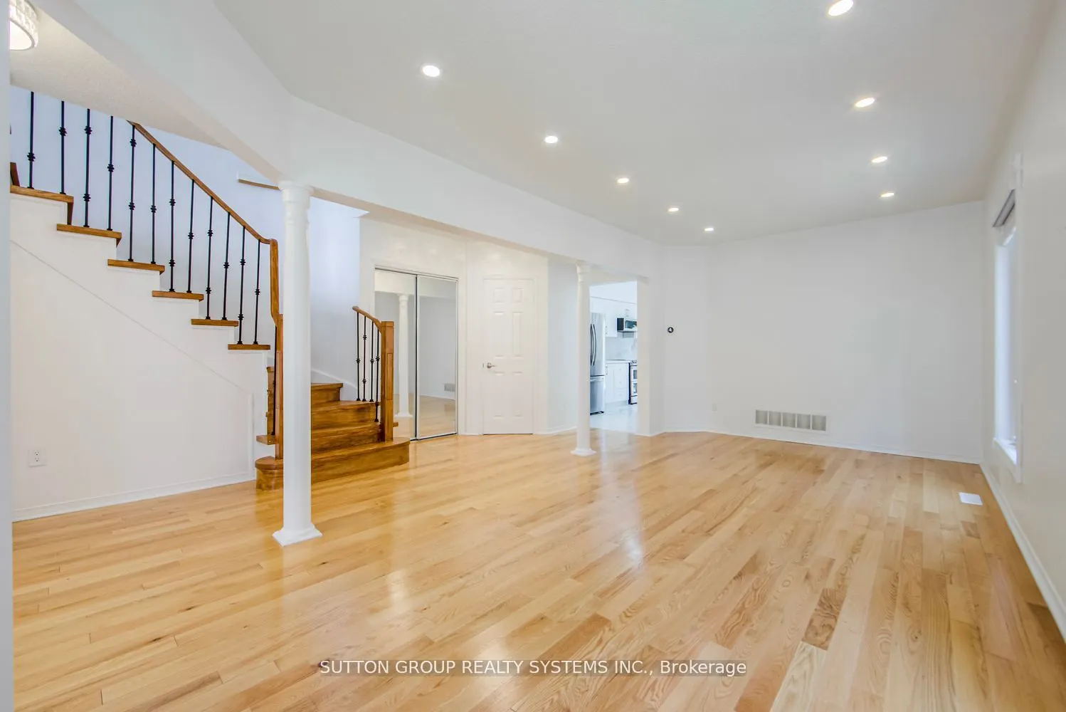 2029 Westmount Drive