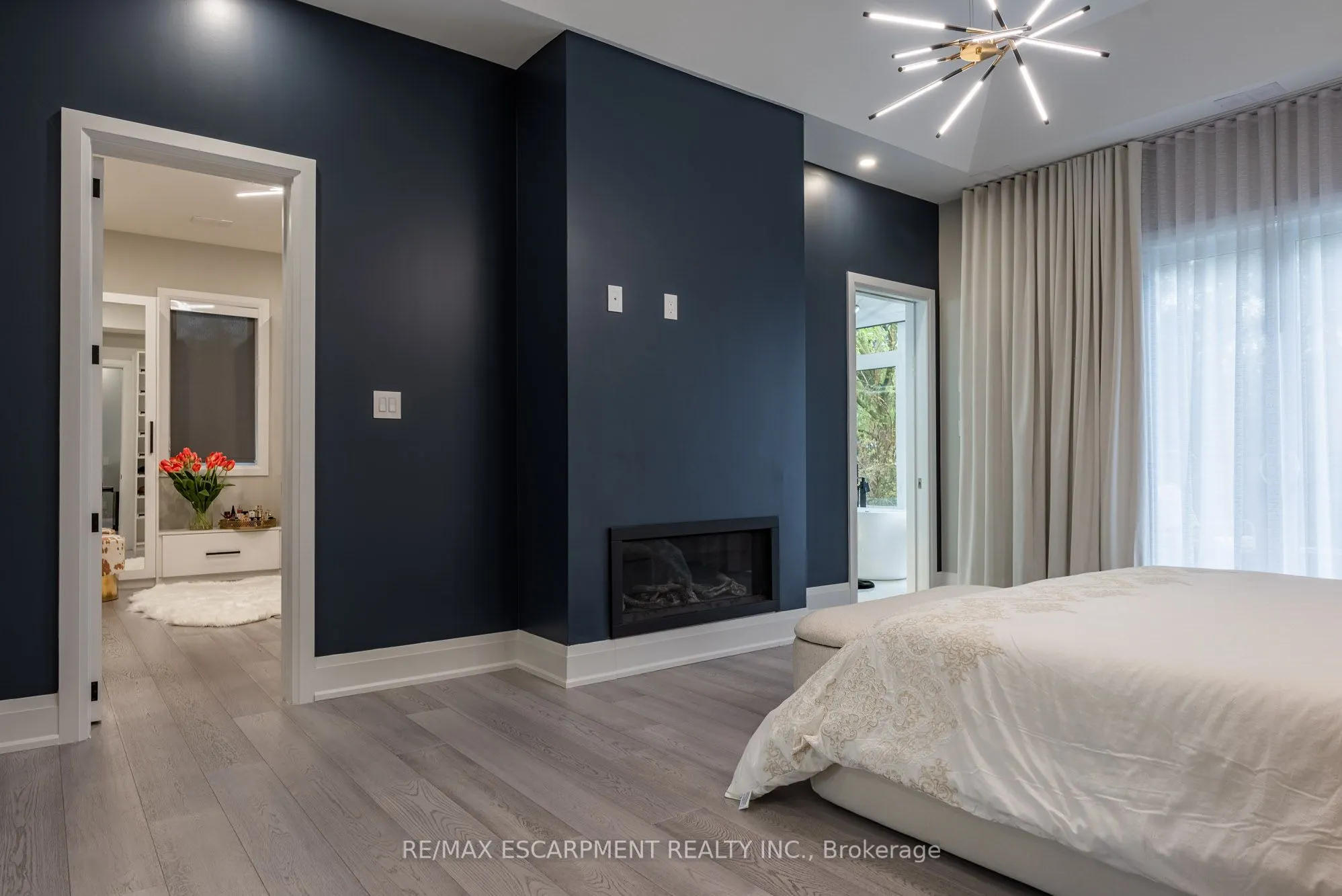 2110 Stonehouse Crescent