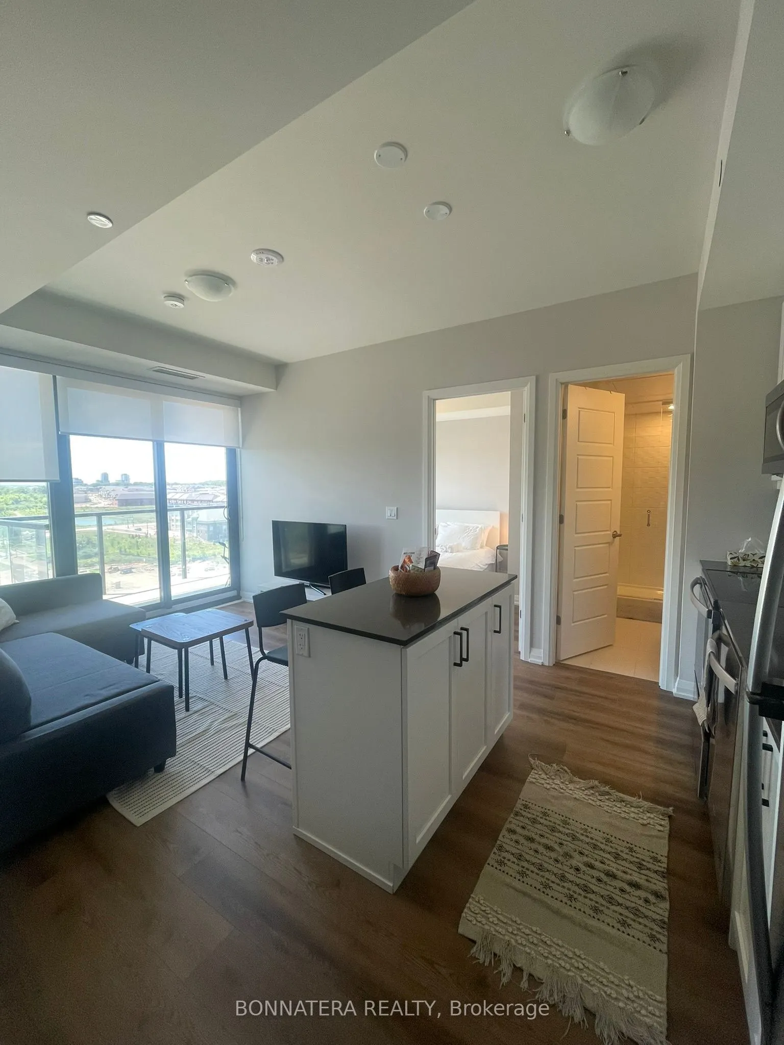 3006 William Cutmore Boulevard, #907