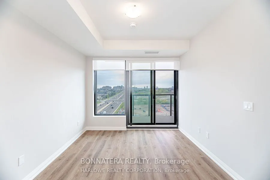 3006 William Cutmore Boulevard, #907