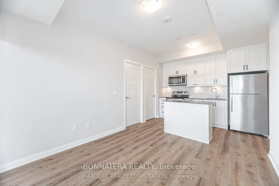3006 William Cutmore Boulevard, #907