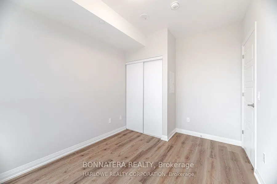 3006 William Cutmore Boulevard, #907