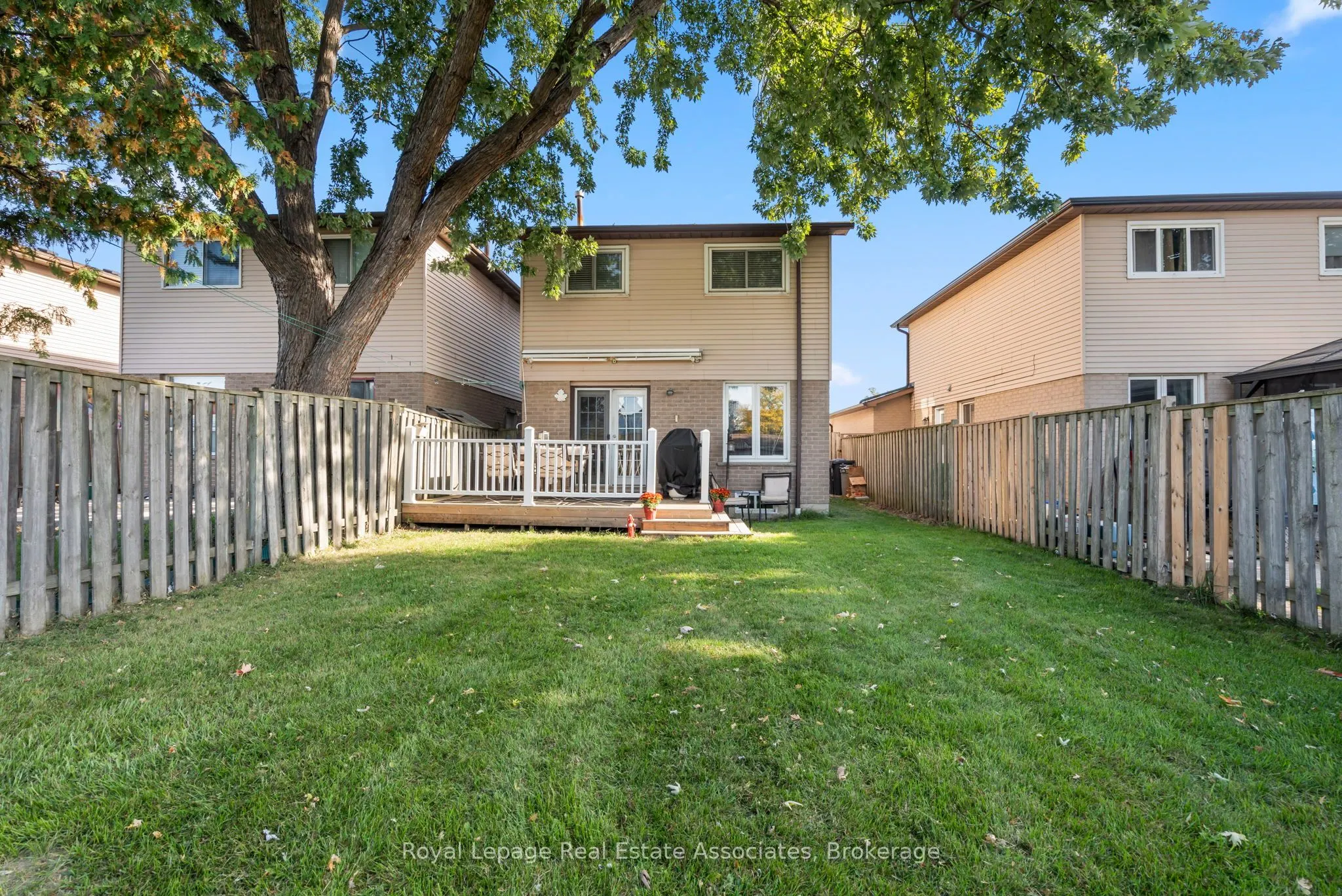 60 Newbridge Crescent