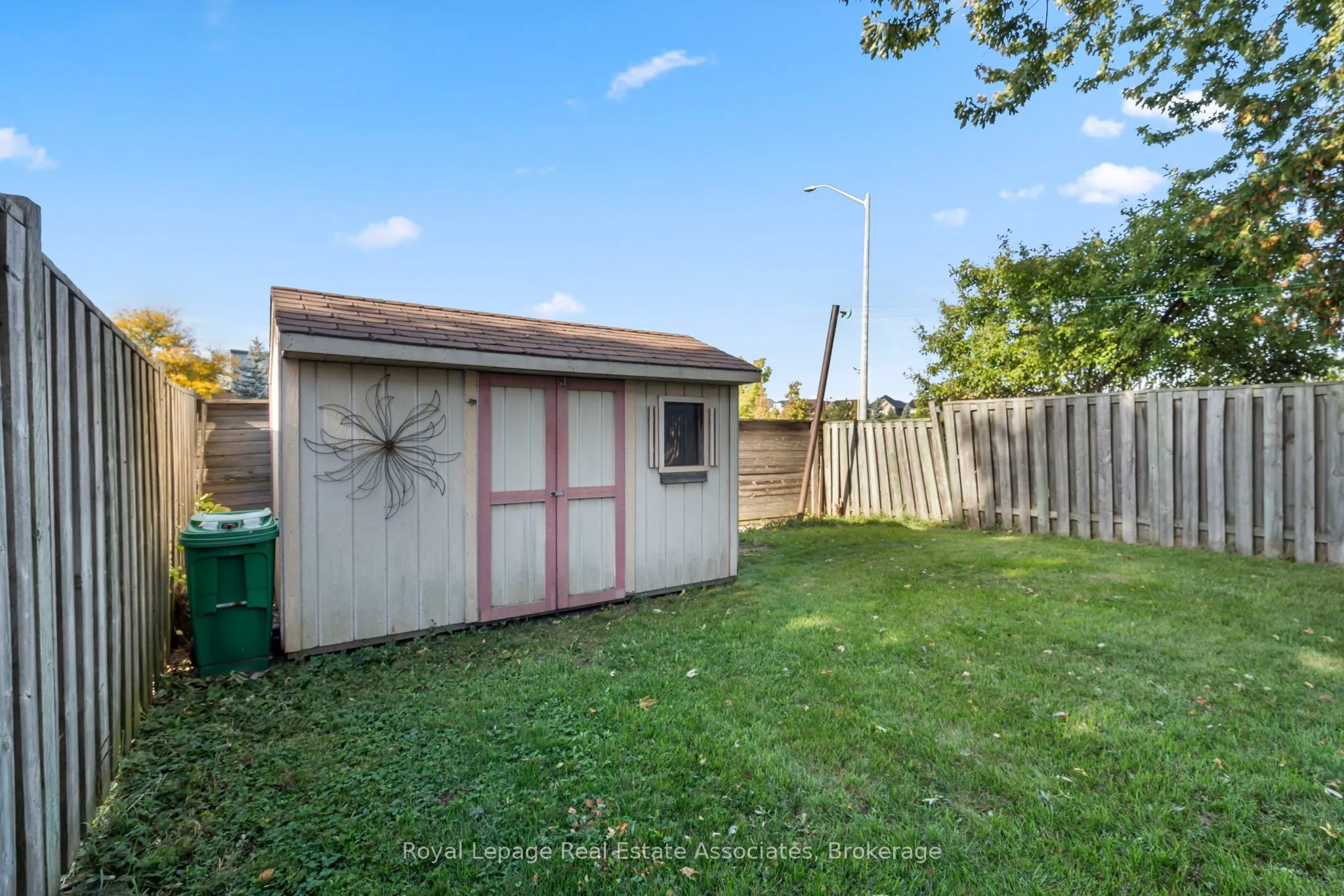60 Newbridge Crescent