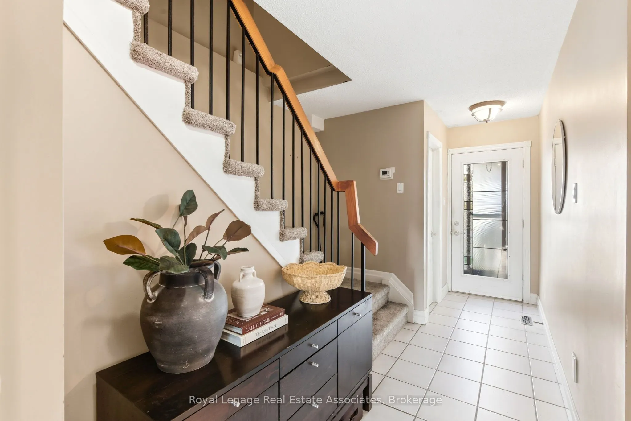 60 Newbridge Crescent