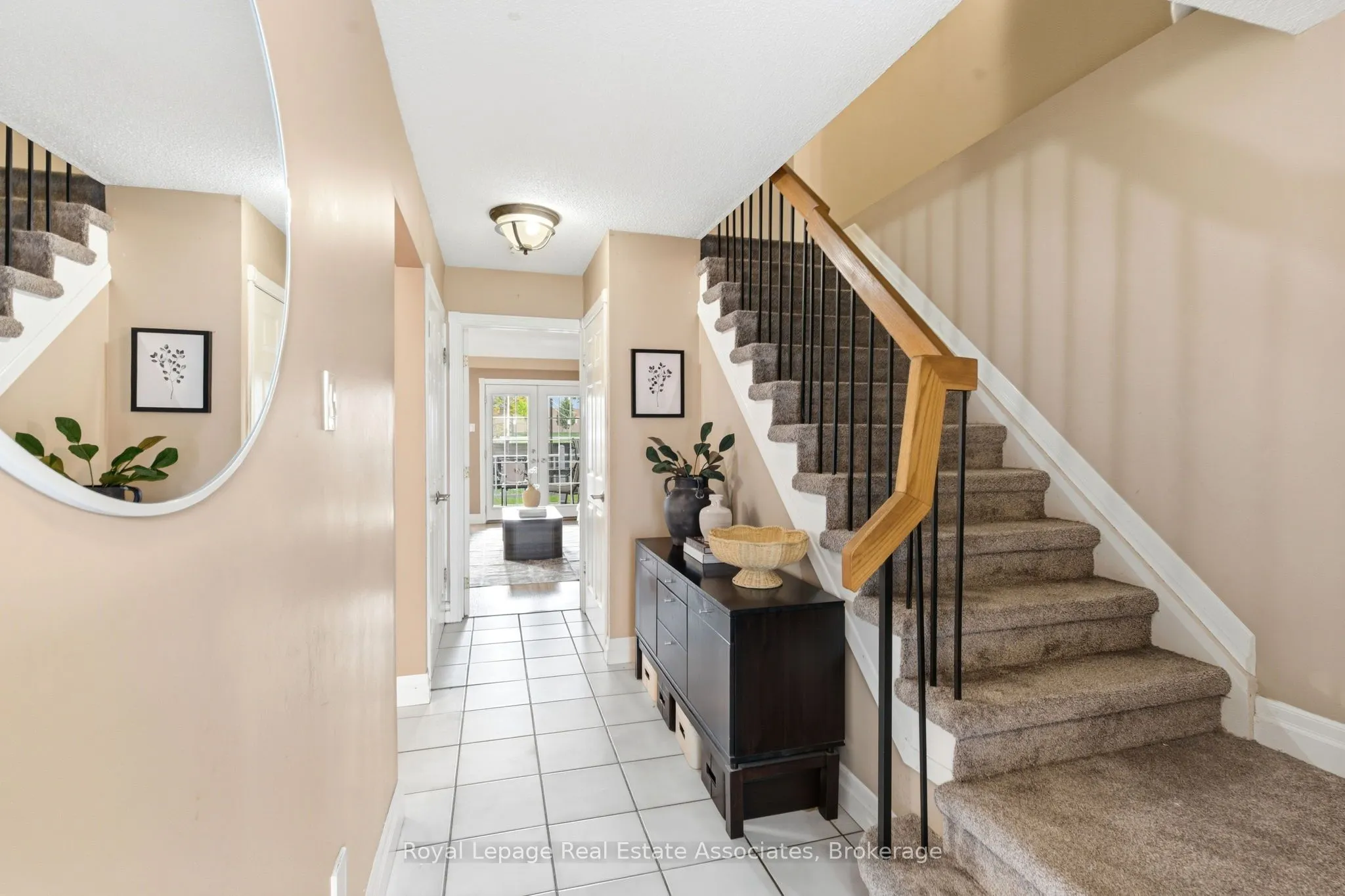 60 Newbridge Crescent
