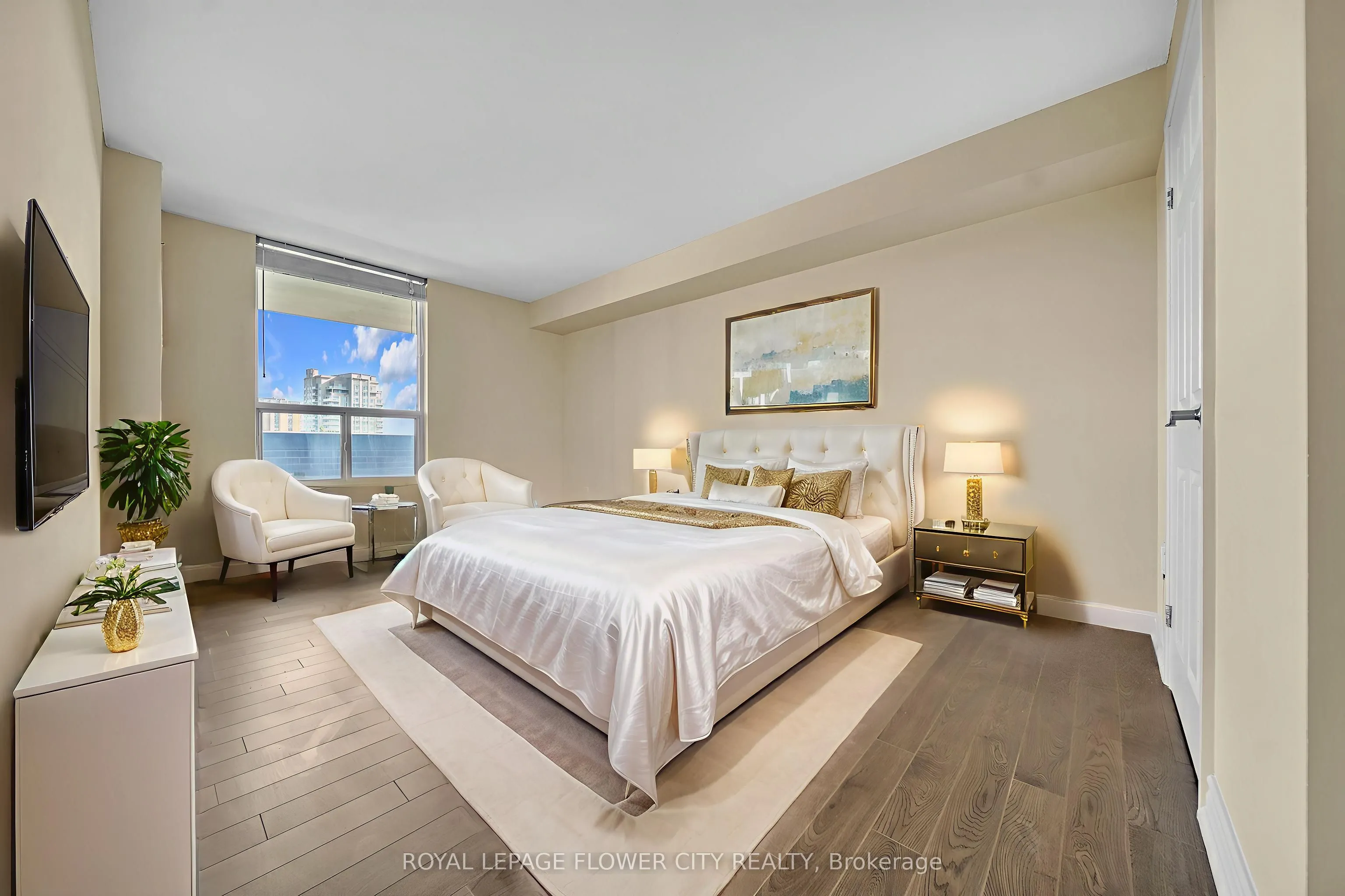 1515 Lakeshore Road E, #602