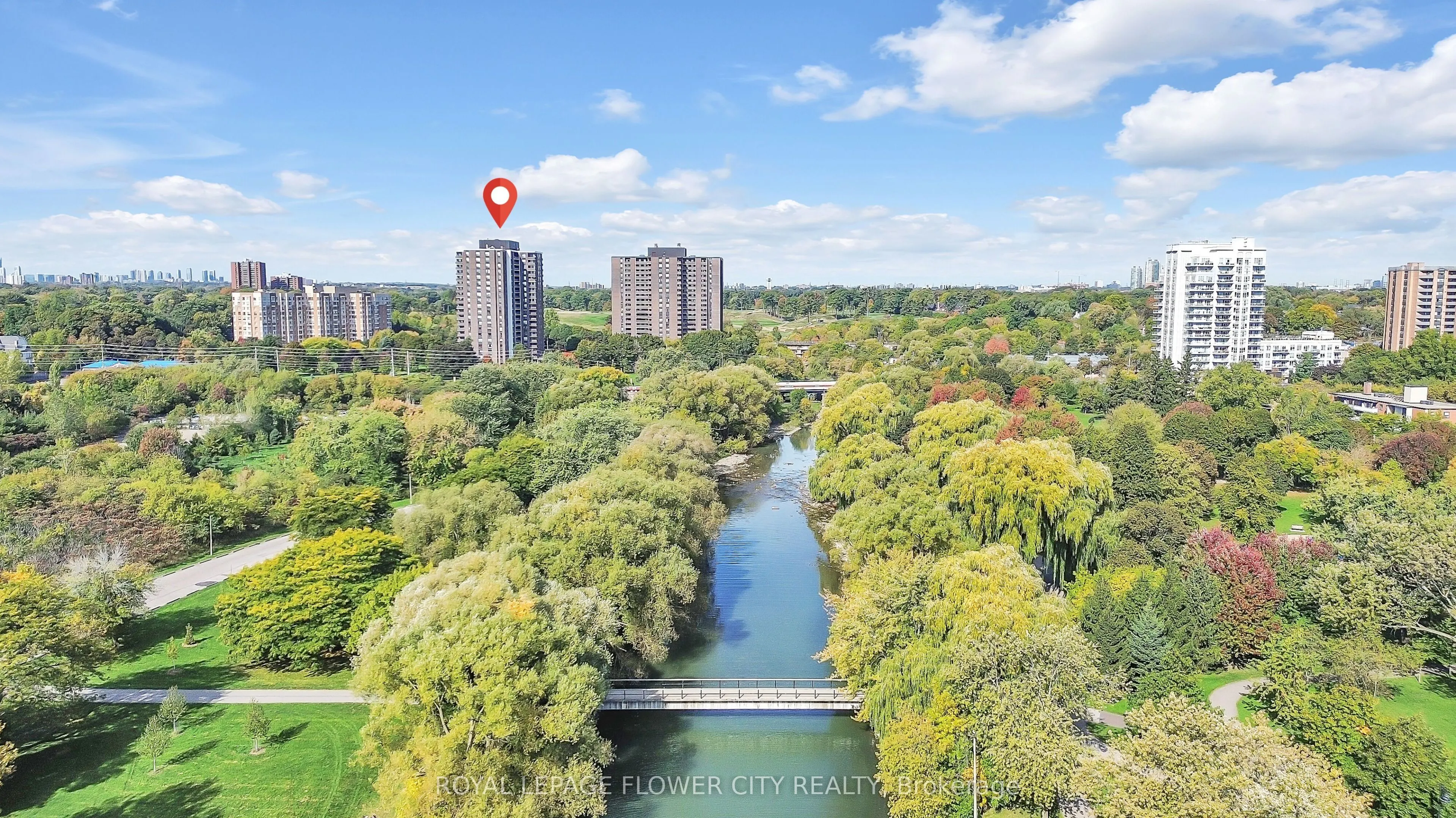 1515 Lakeshore Road E, #602