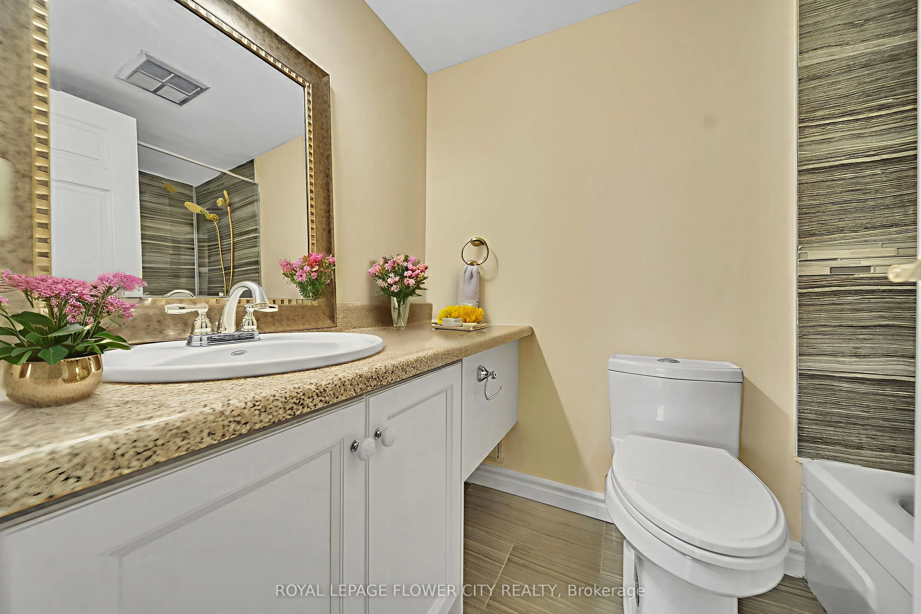 1515 Lakeshore Road E, #602
