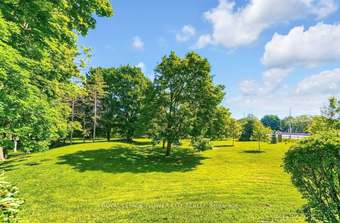 1515 Lakeshore Road E, #602