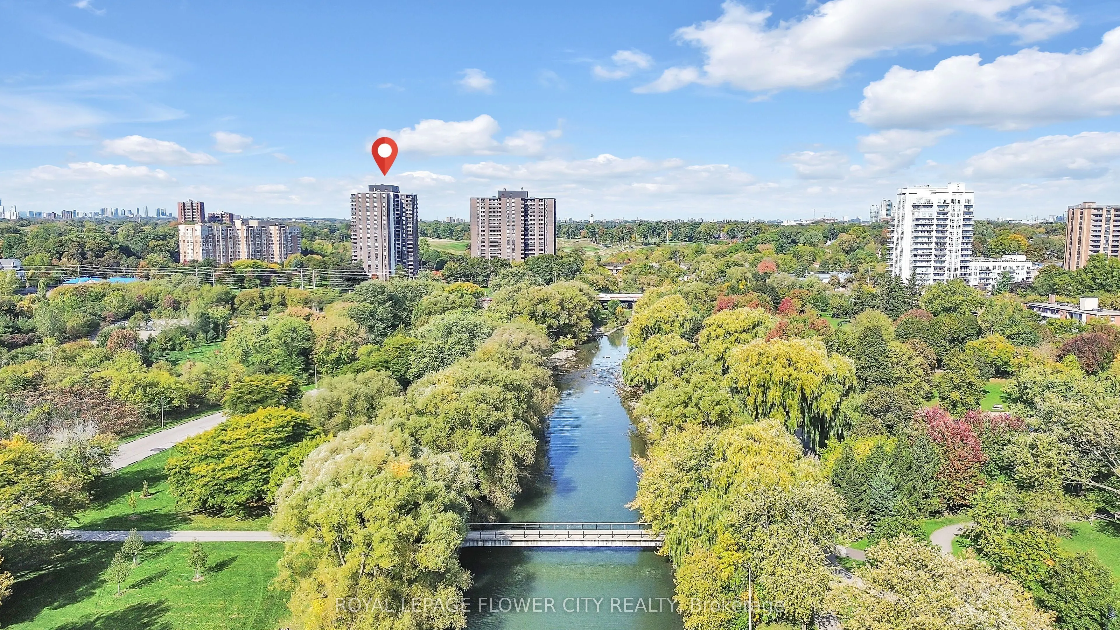 1515 Lakeshore Road E, #602