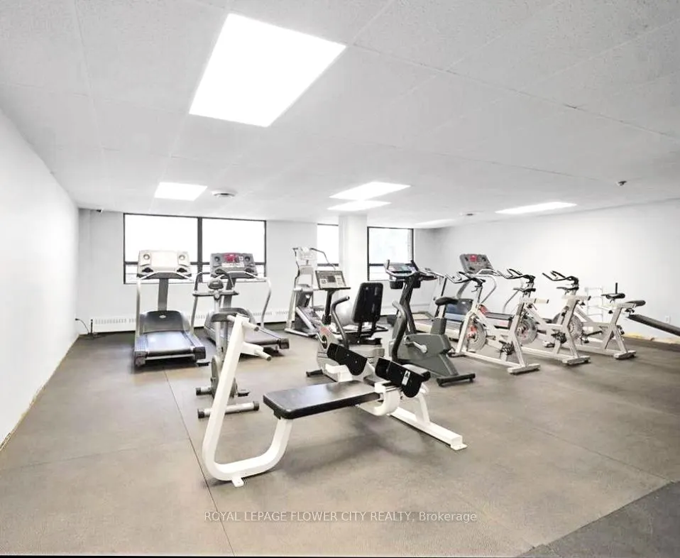 1515 Lakeshore Road E, #602