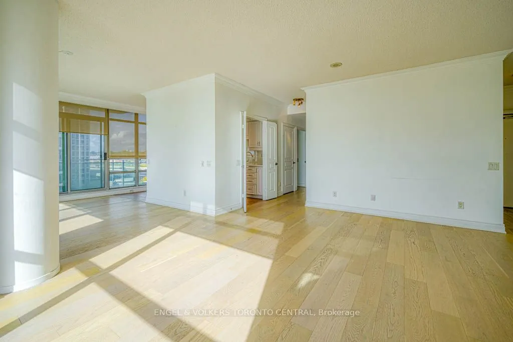 5 Marine Parade Drive, #805