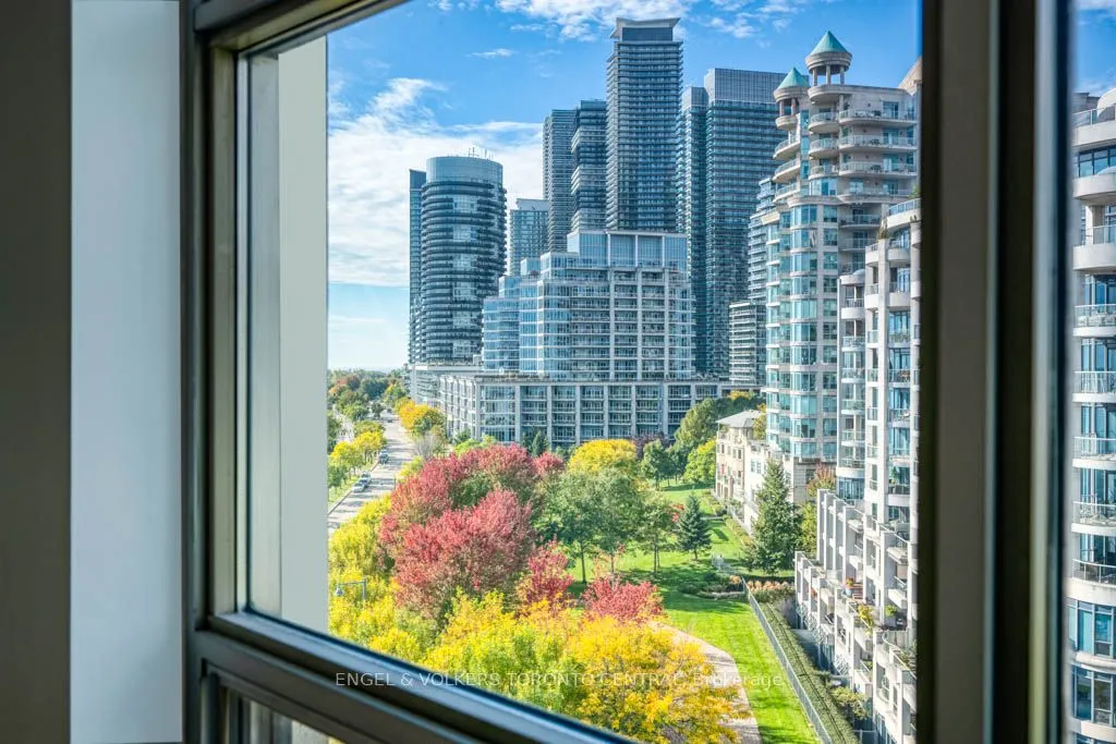 5 Marine Parade Drive, #805