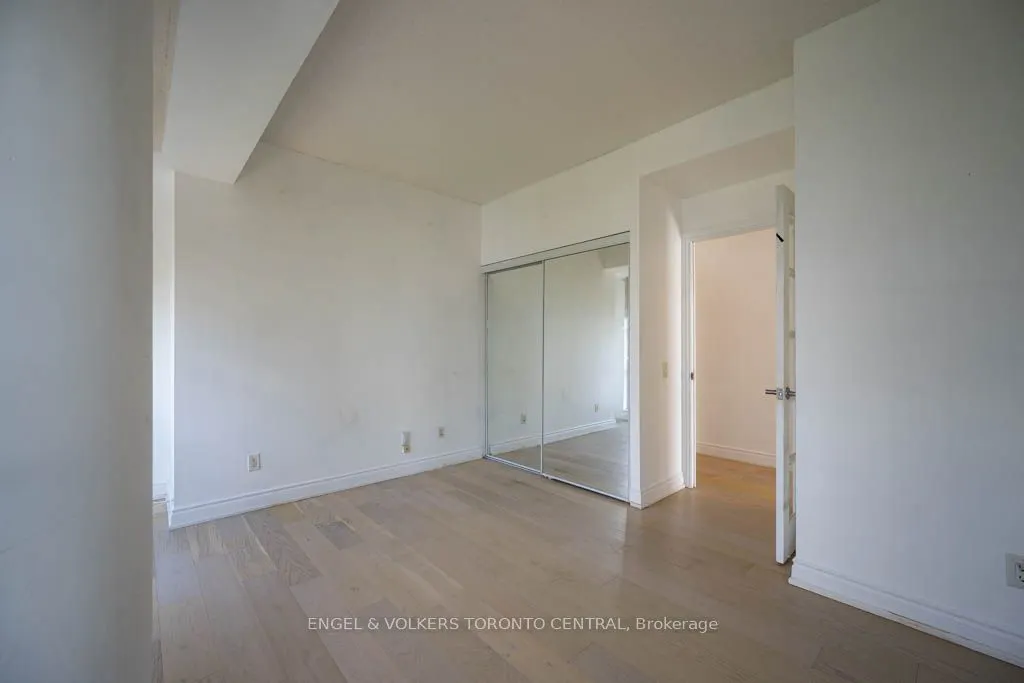 5 Marine Parade Drive, #805