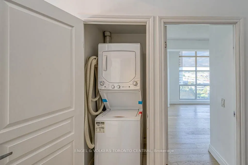 5 Marine Parade Drive, #805