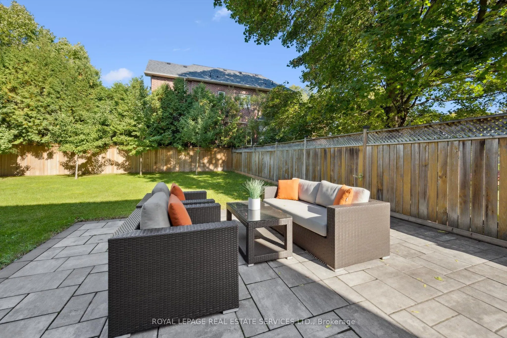 14 Westglen Crescent