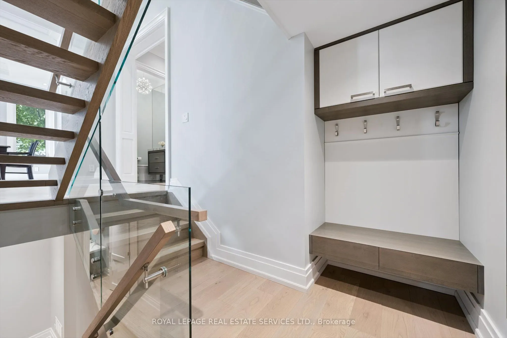 14 Westglen Crescent