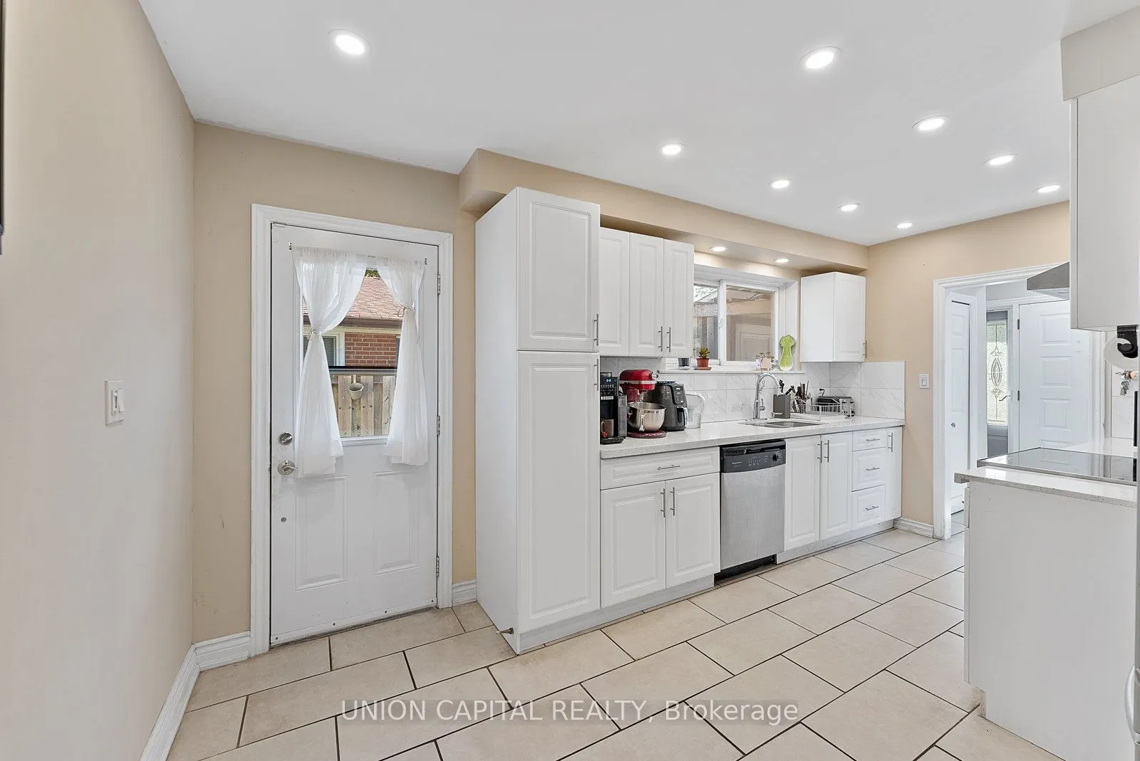 37 Callowhill Drive