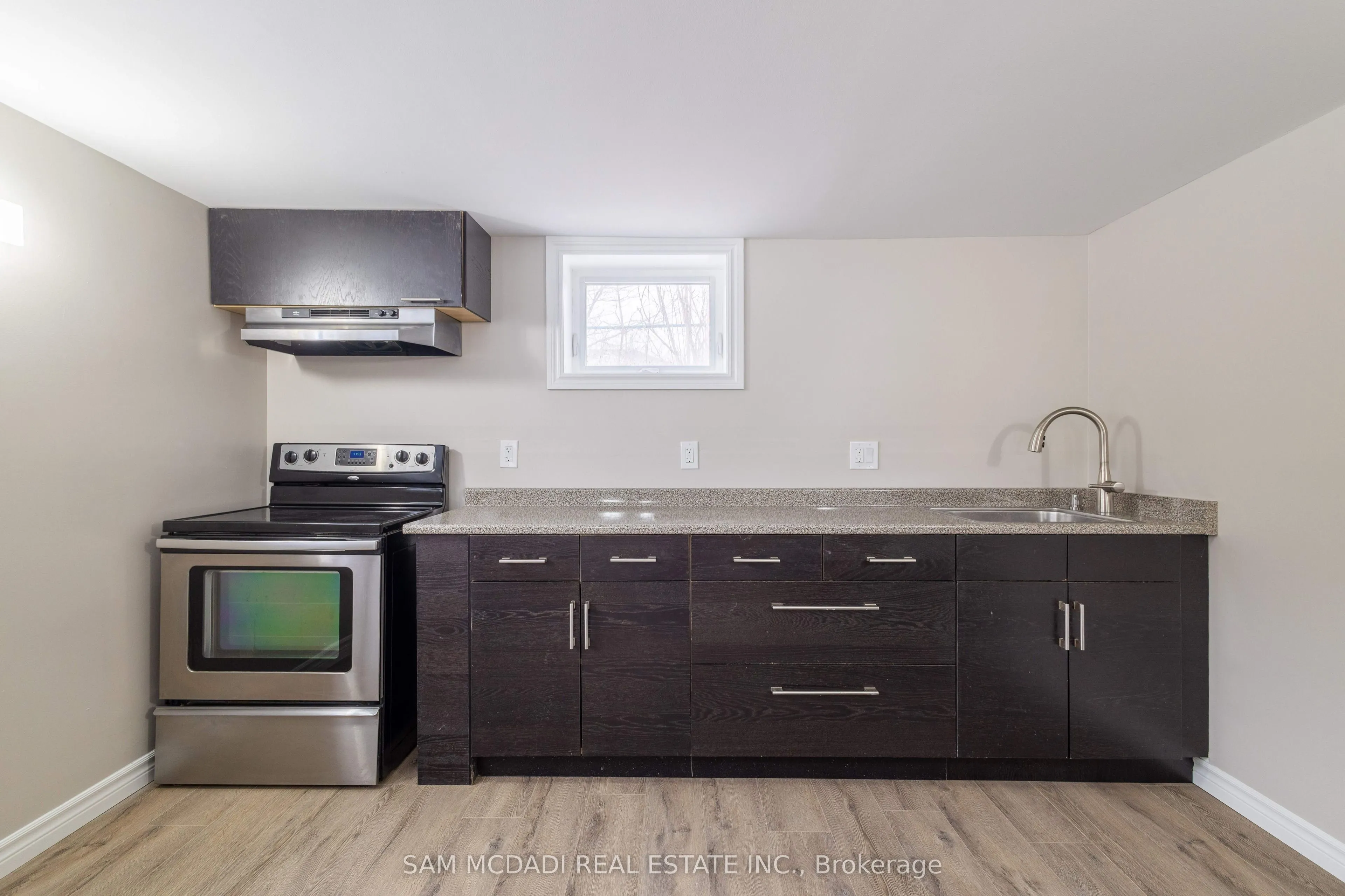 606 Drymen Crescent, #Lower