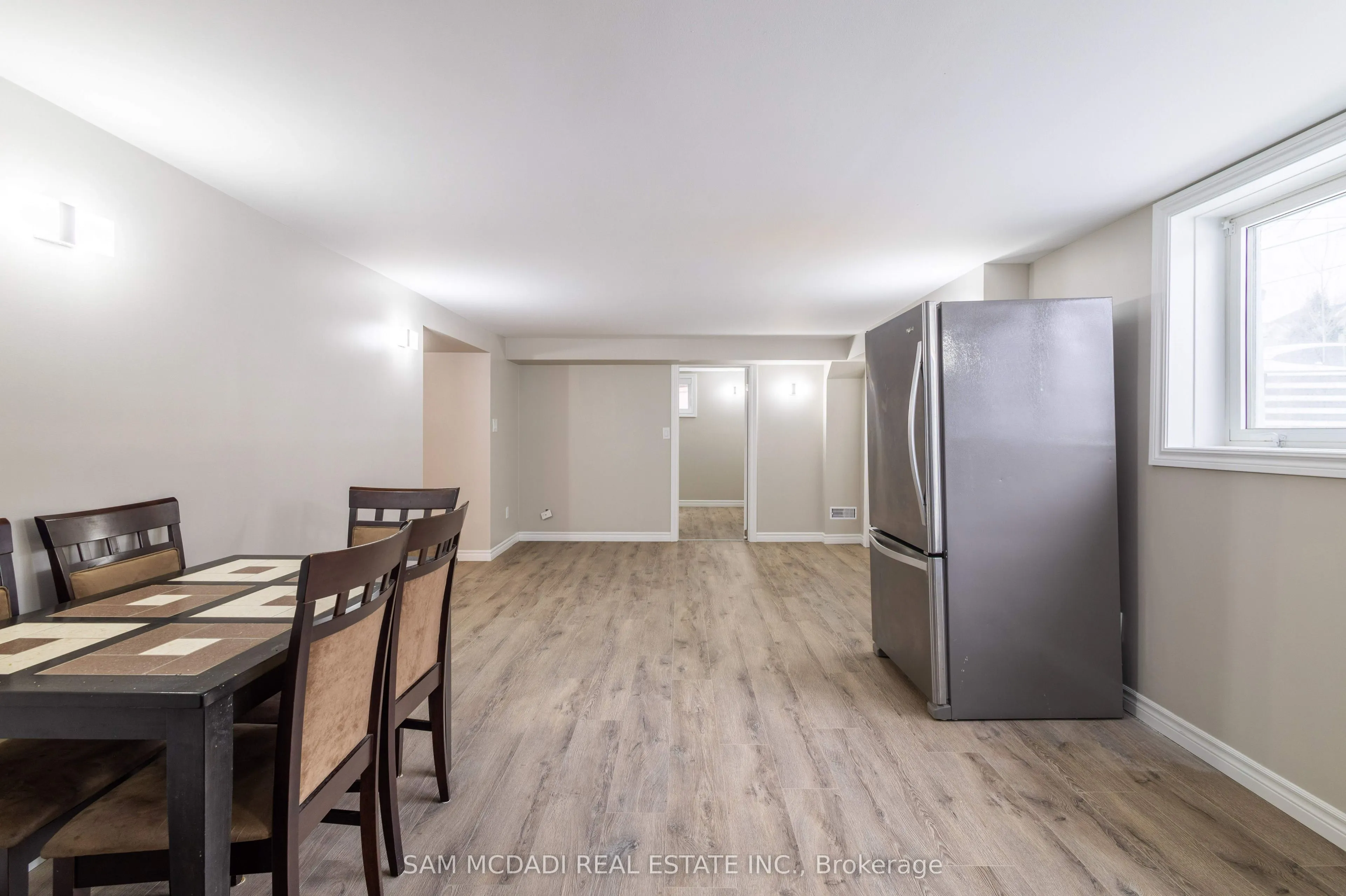 606 Drymen Crescent, #Lower