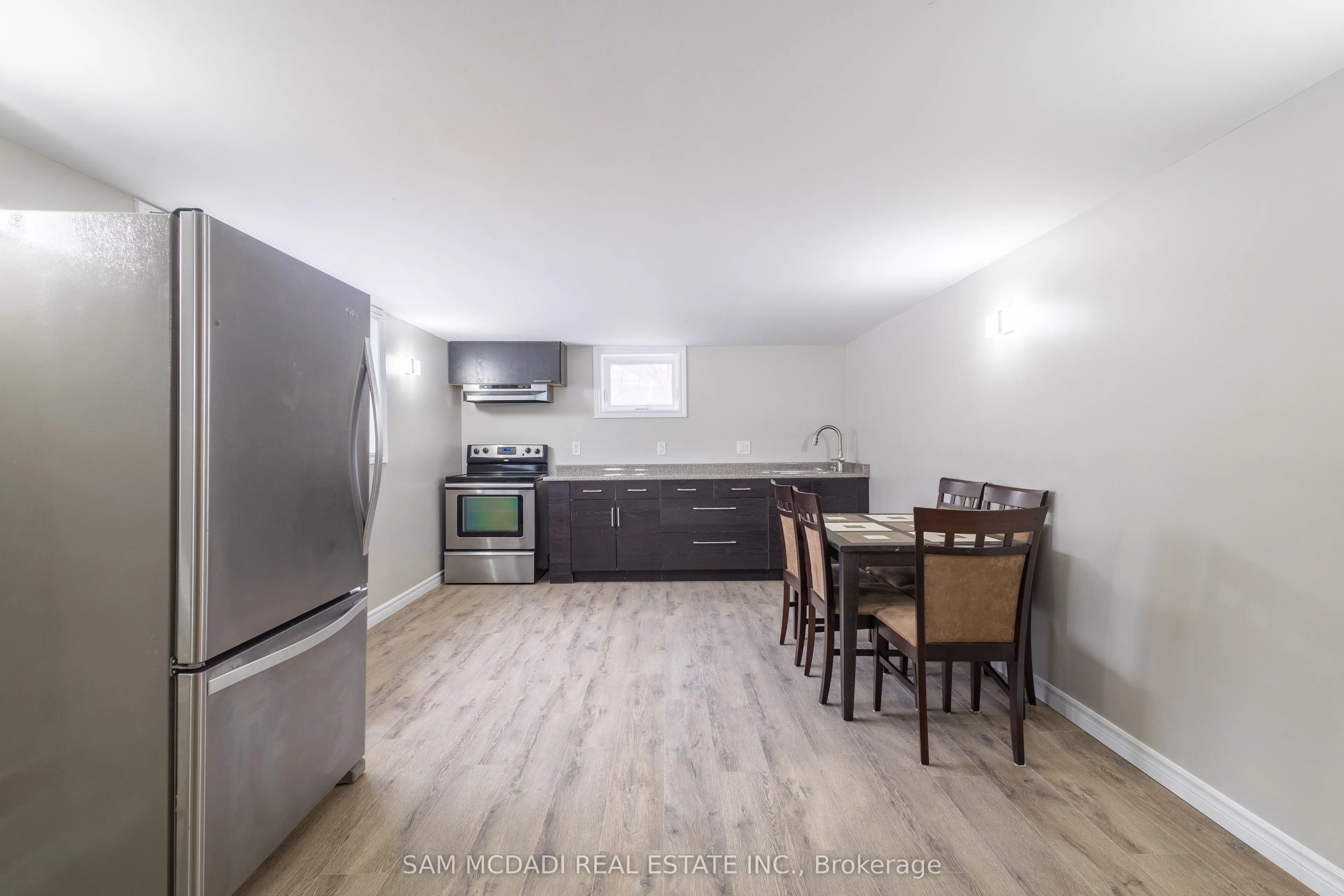 606 Drymen Crescent, #Lower