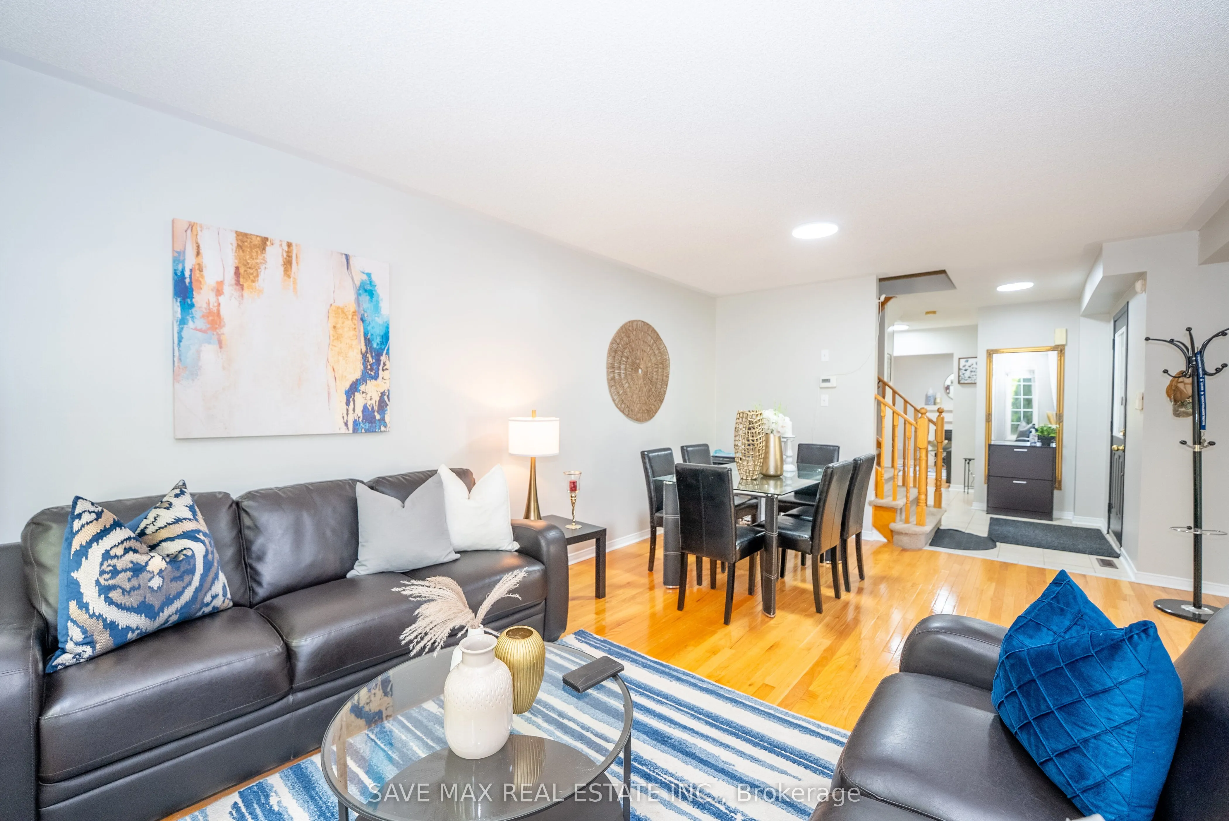 87 Luella Crescent