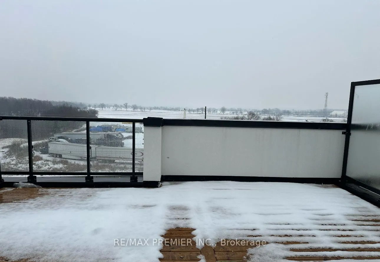 1581 Rose Way, #104