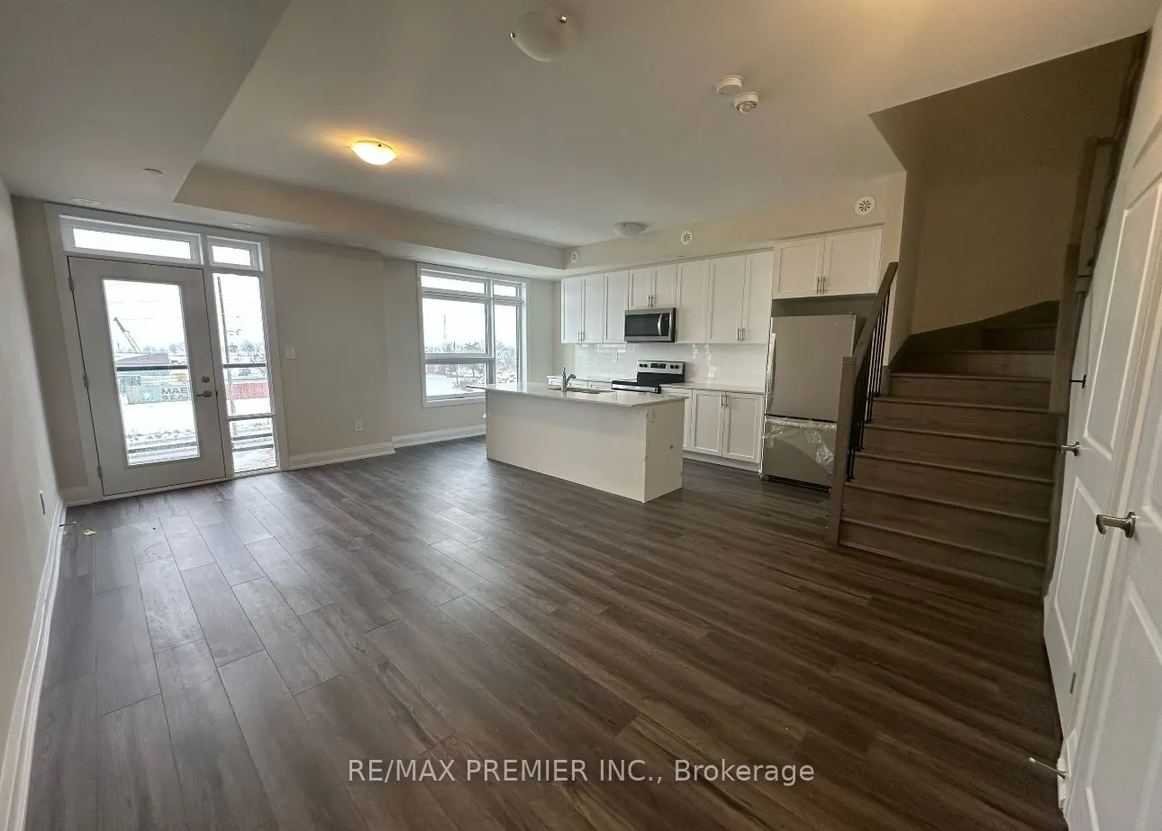 1581 Rose Way, #104
