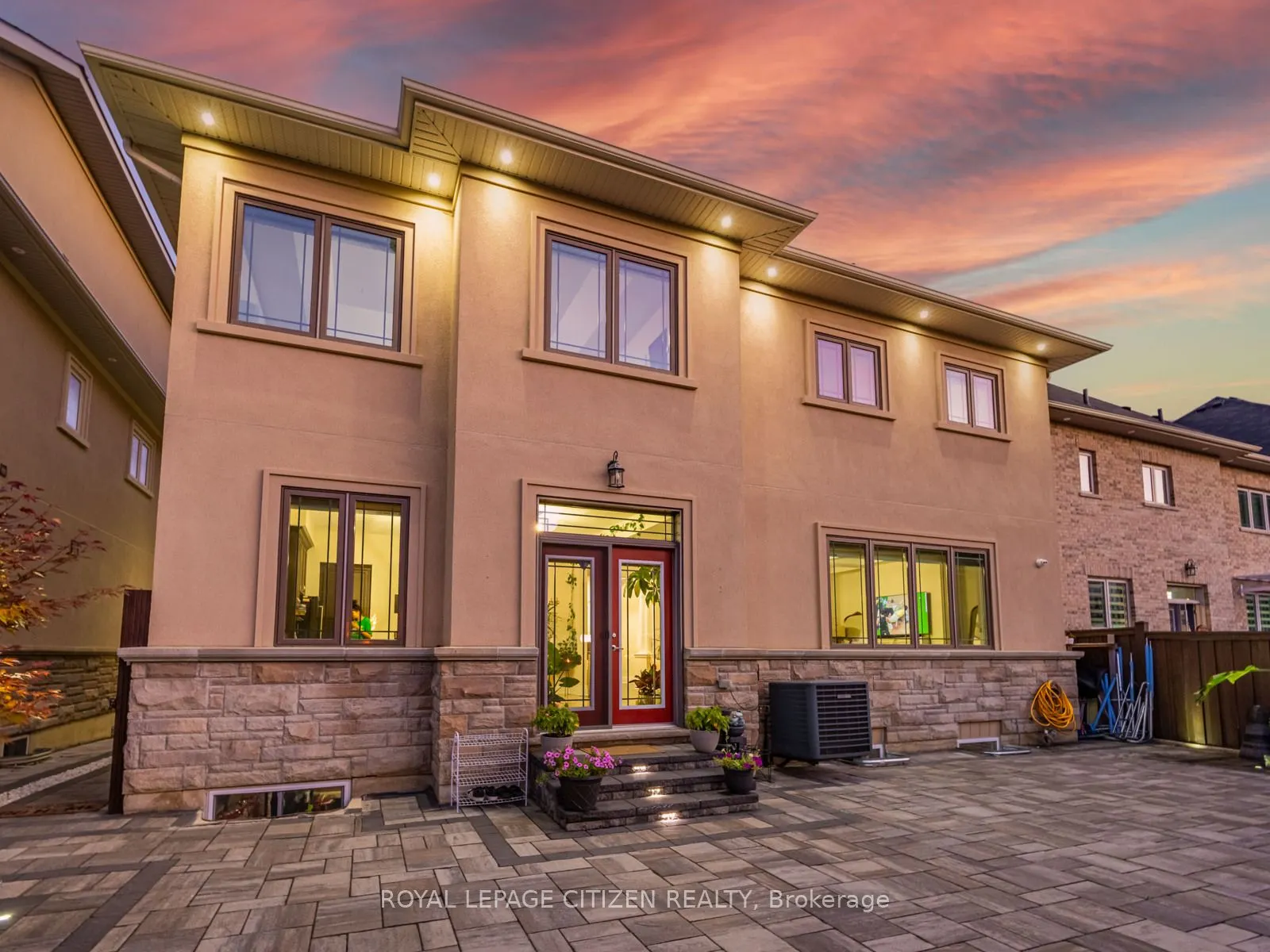 15 Possession Crescent