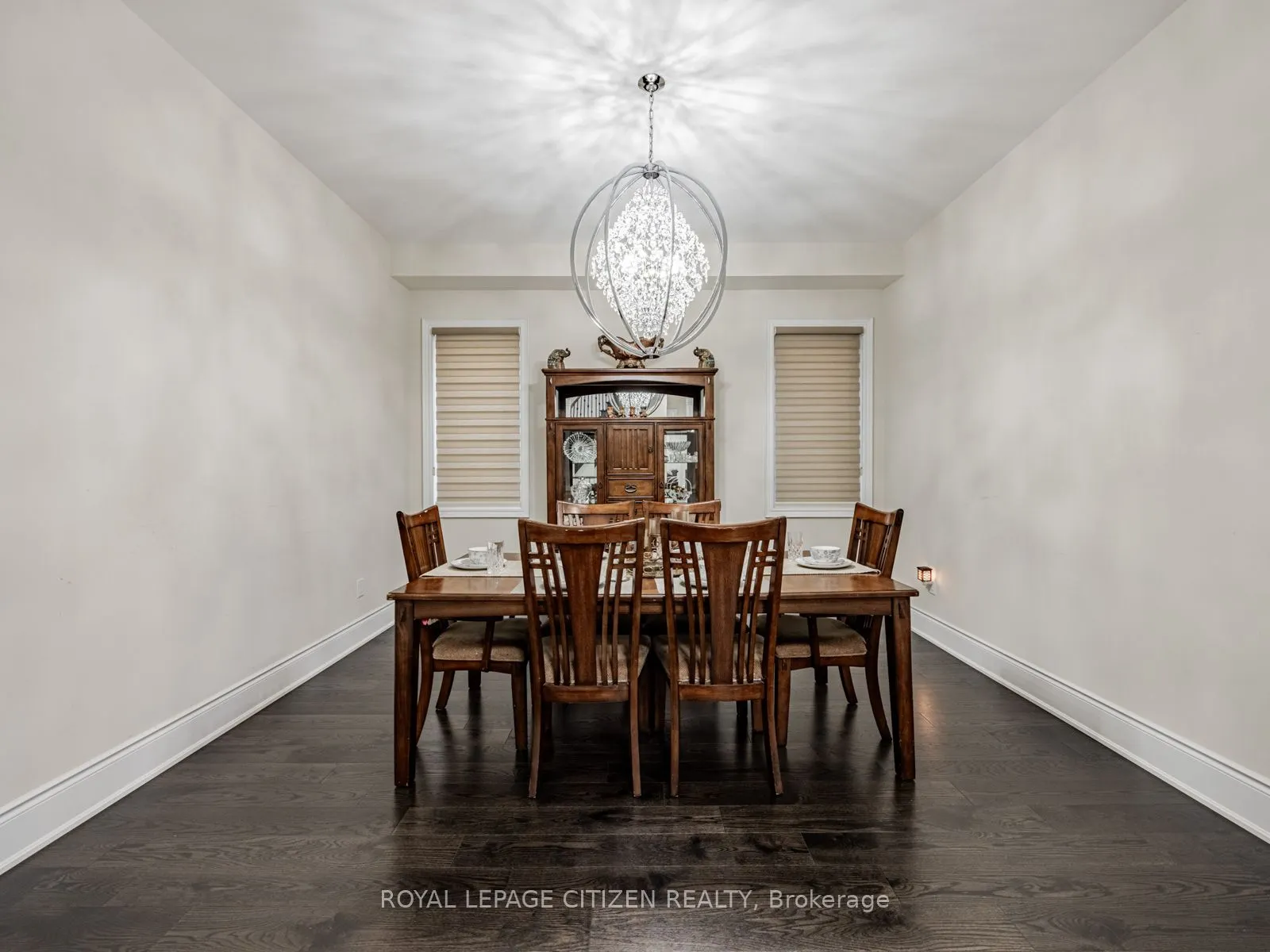 15 Possession Crescent