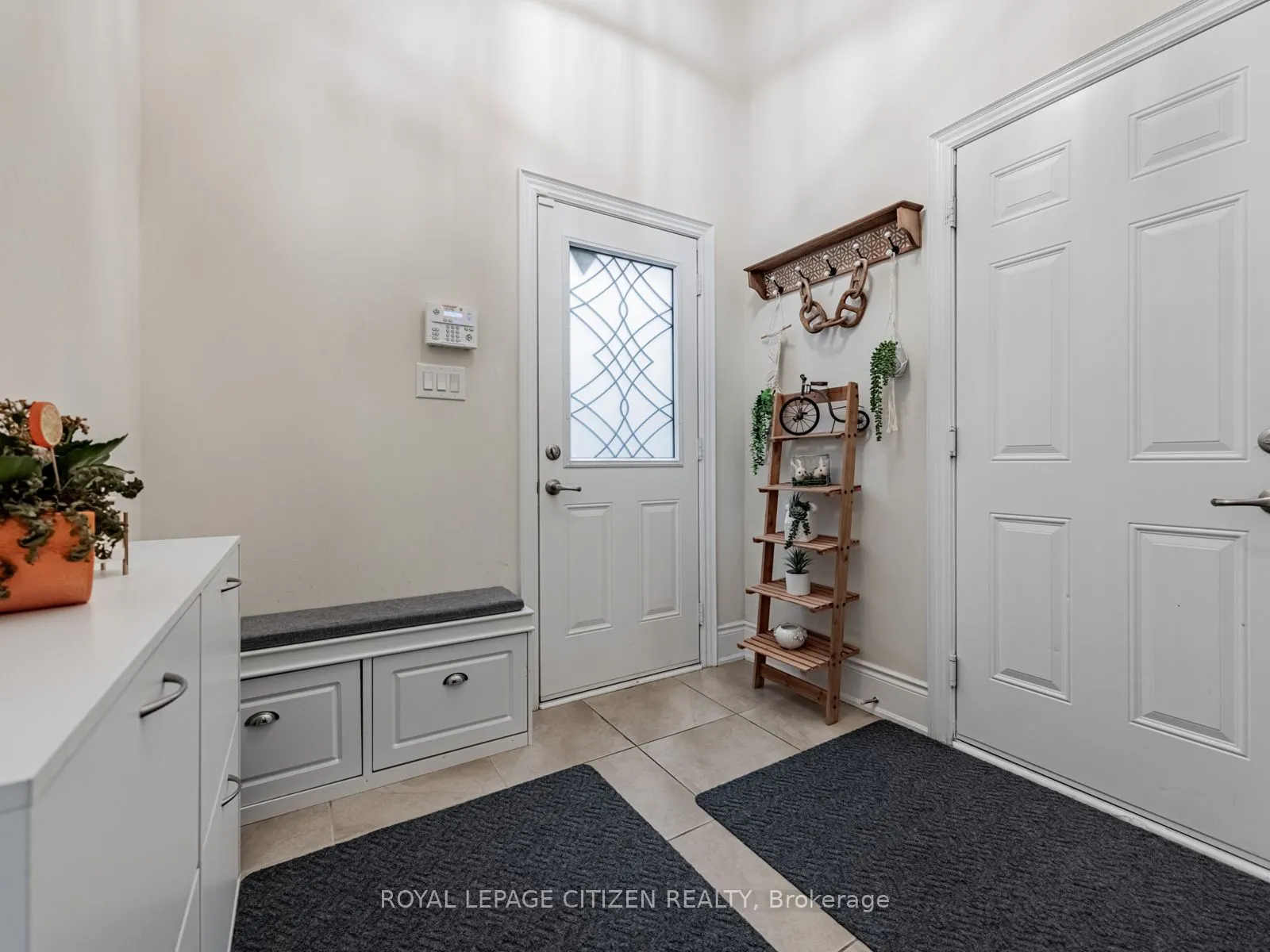 15 Possession Crescent