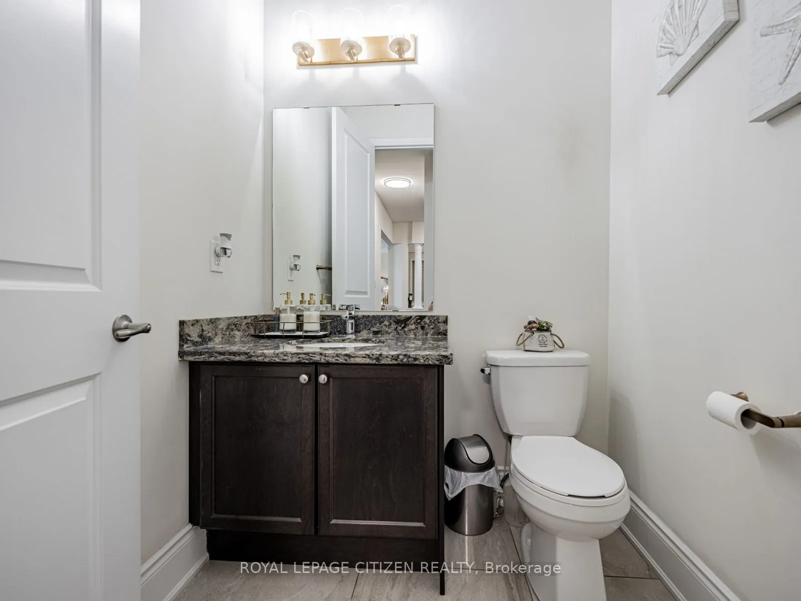 15 Possession Crescent
