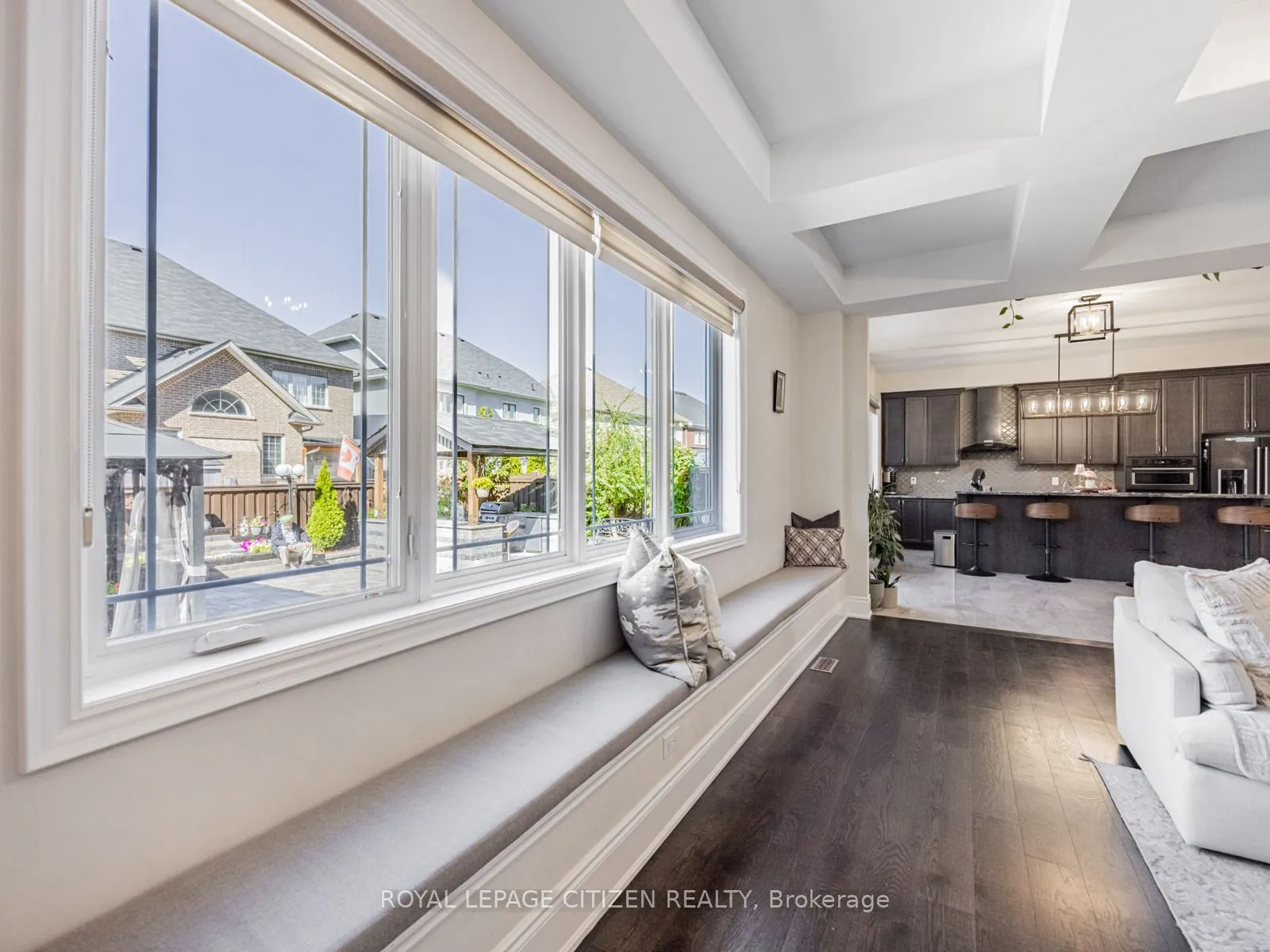15 Possession Crescent