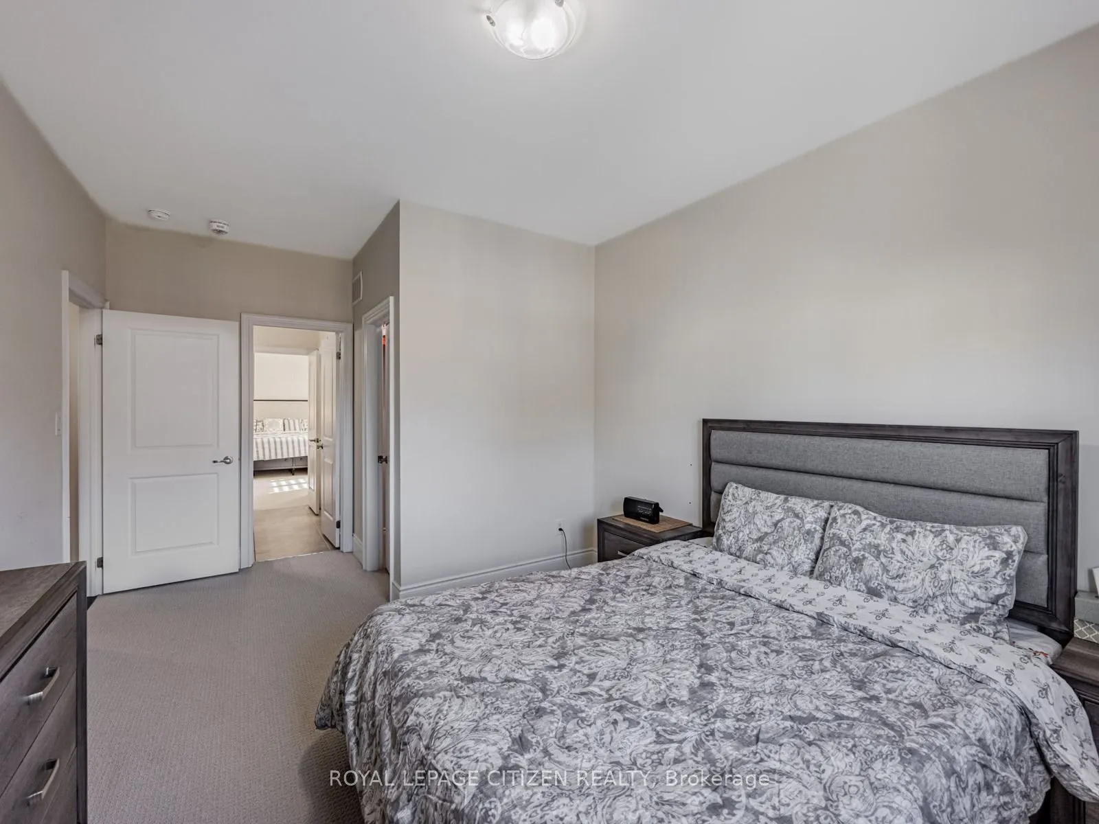 15 Possession Crescent