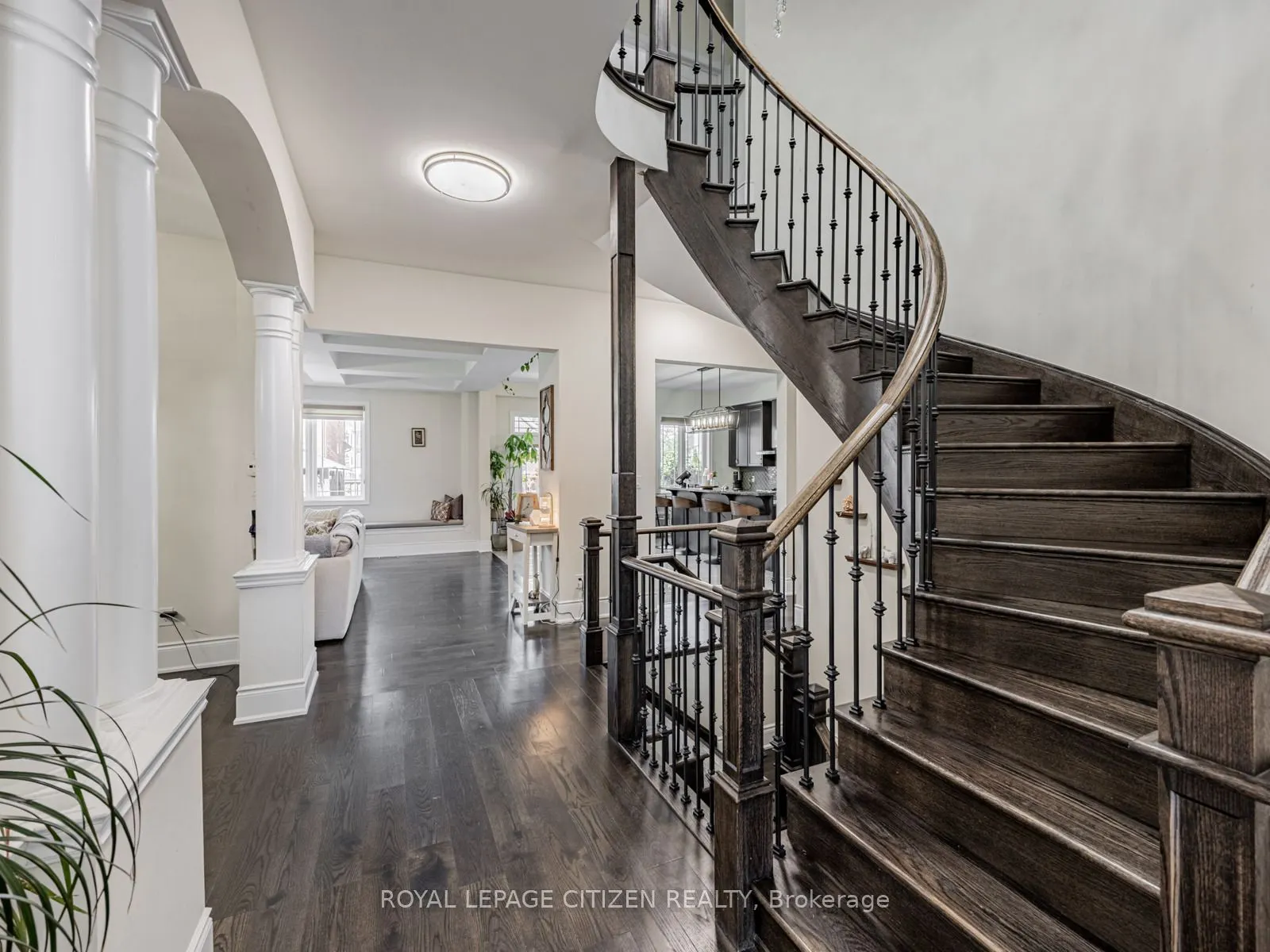 15 Possession Crescent