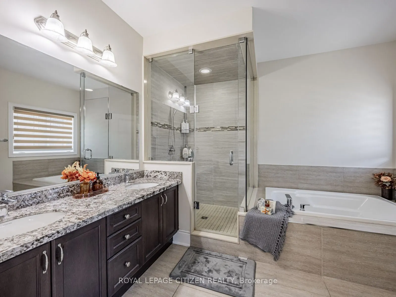 15 Possession Crescent